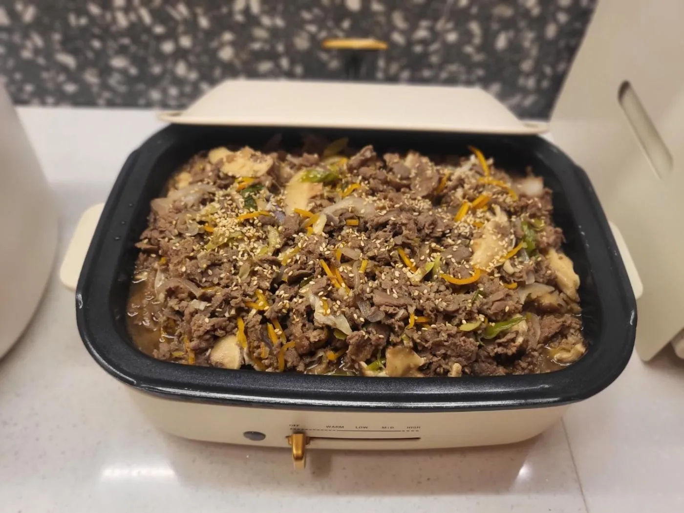 February Hotel SeongSeo