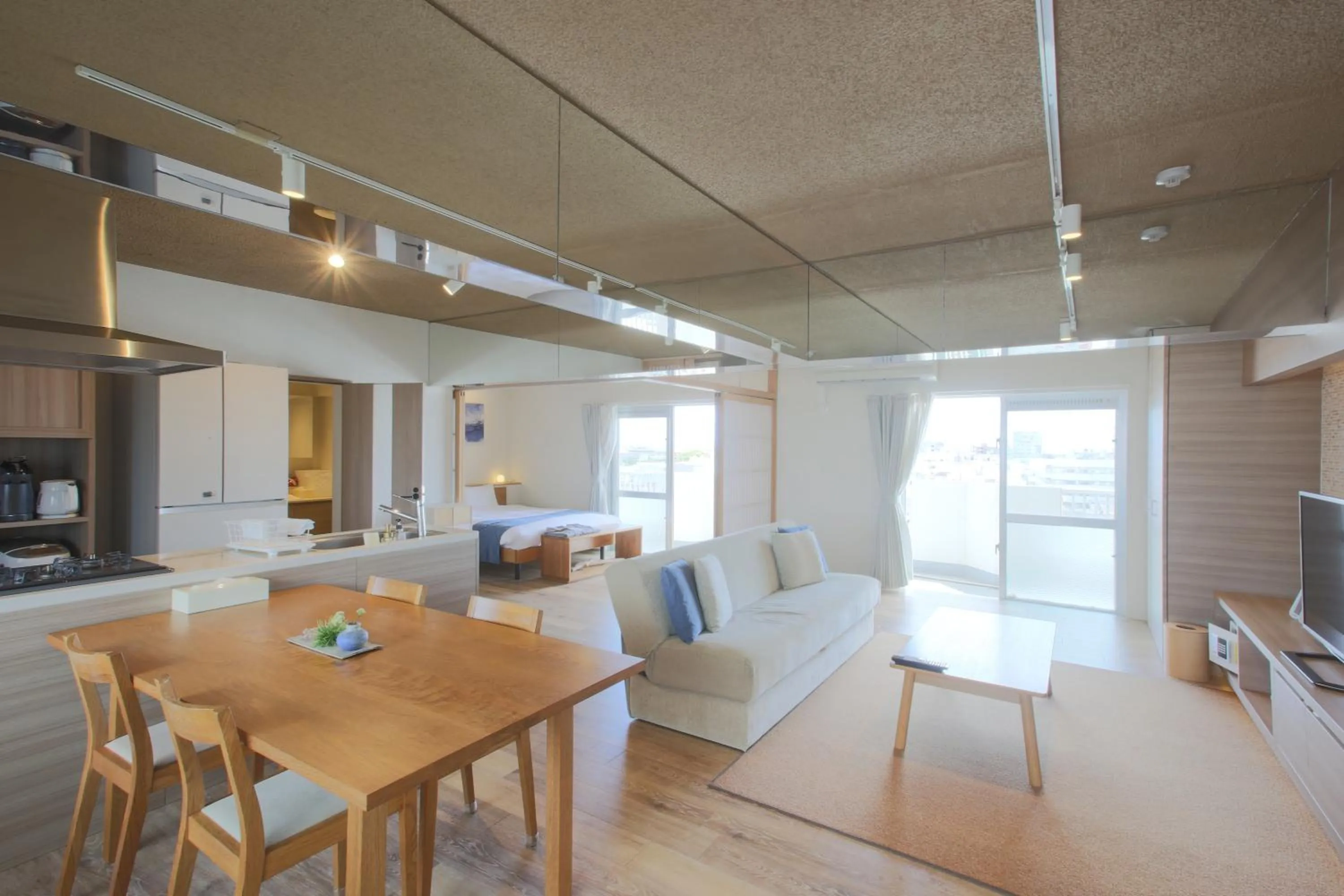 Kitchen or kitchenette in Sky Cuculu Ishigakijima