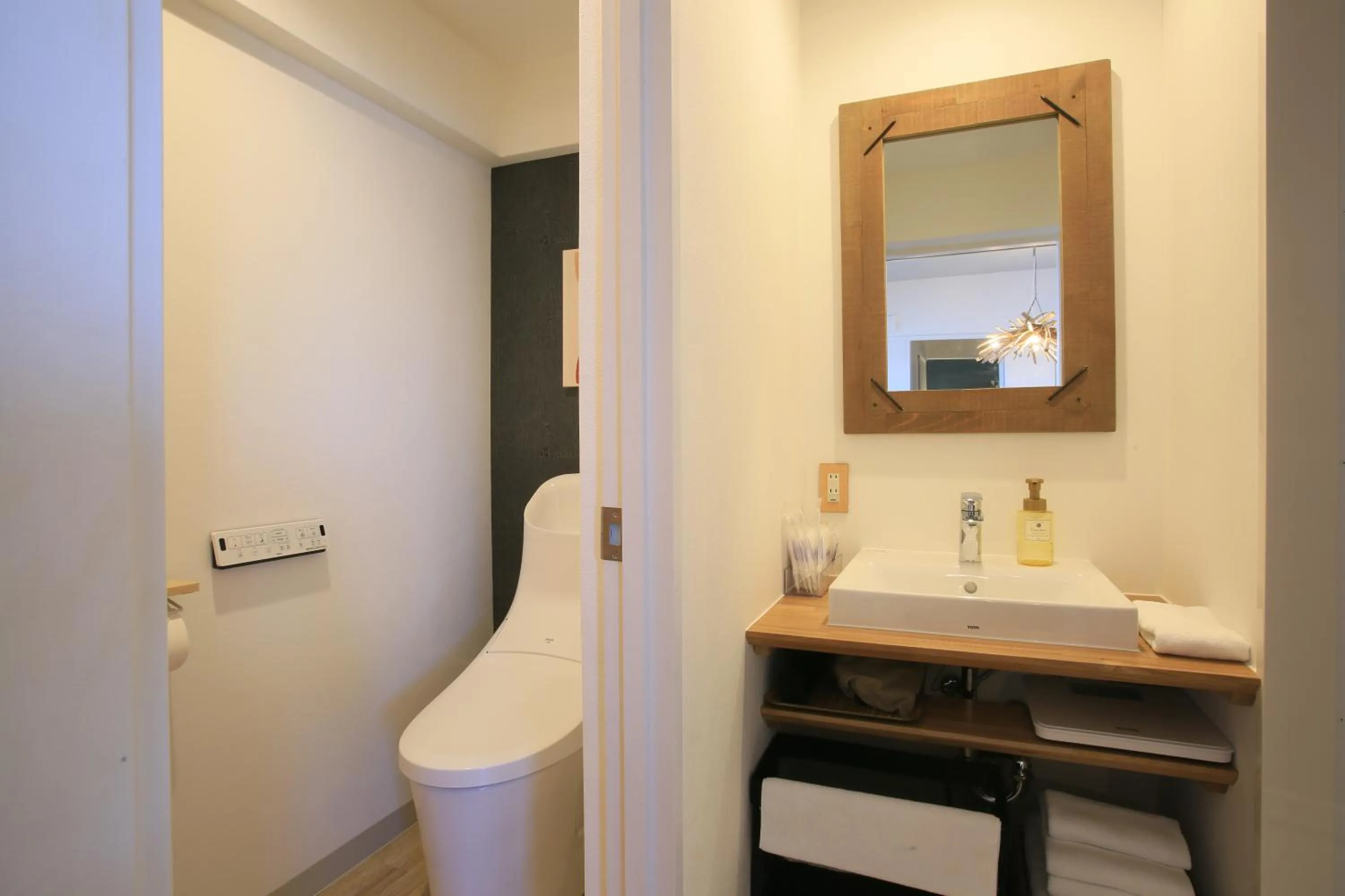 Toilet in Sky Cuculu Ishigakijima