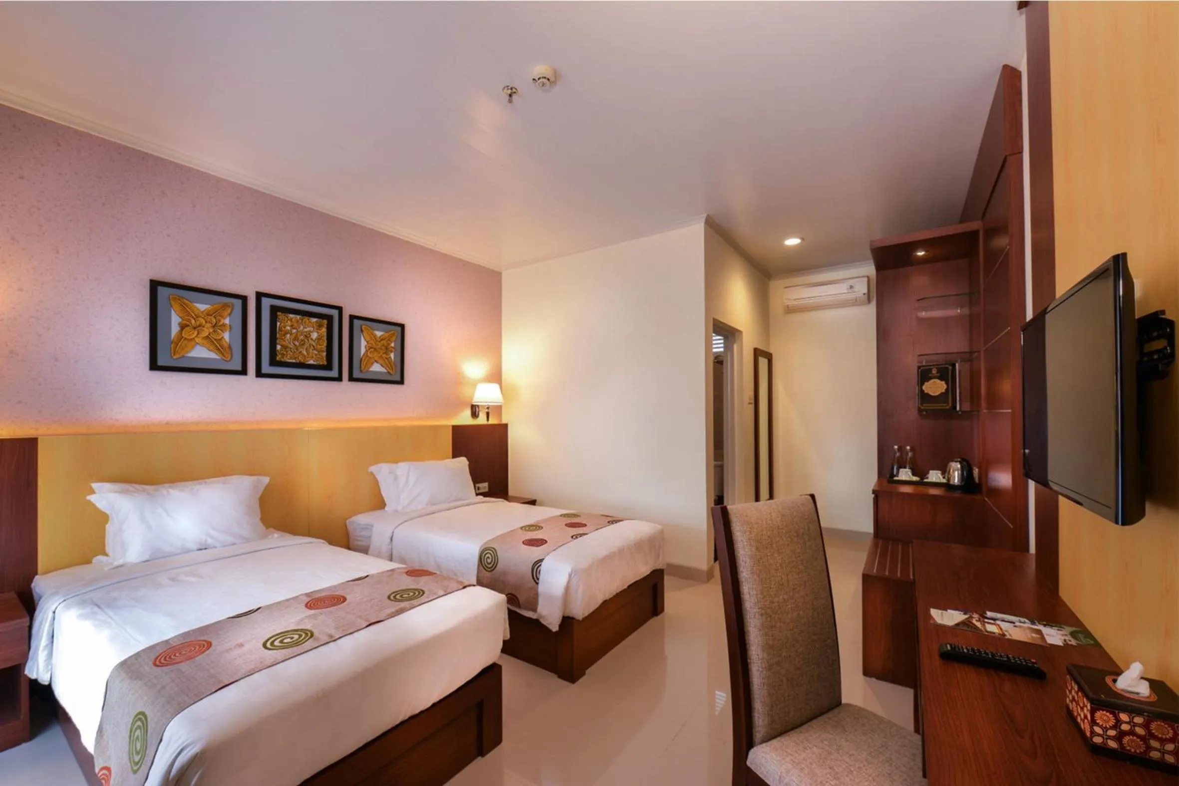 Bed in Griya Persada Convention Hotel & Resort Bandungan