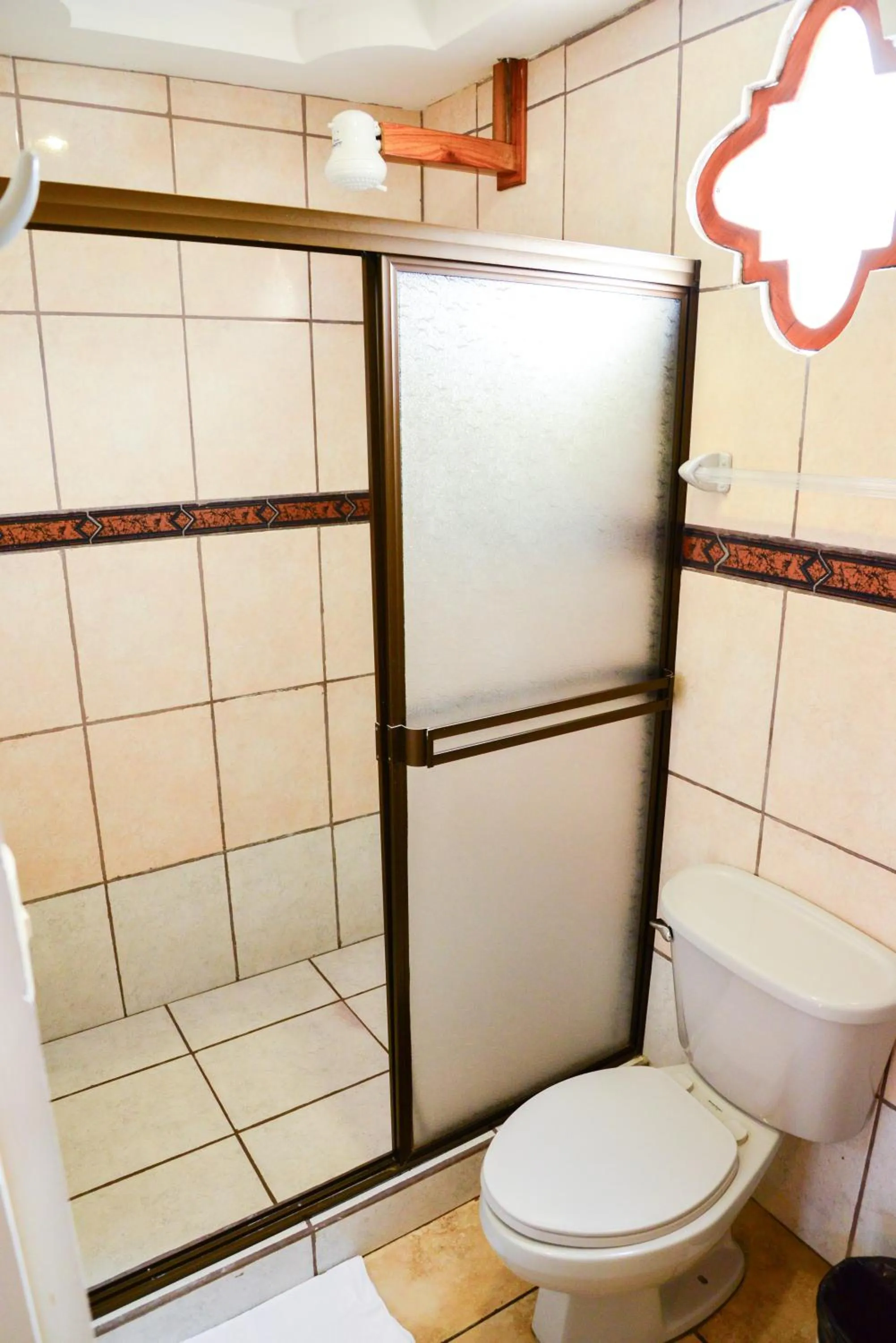 Bathroom in Hotel Le Priss