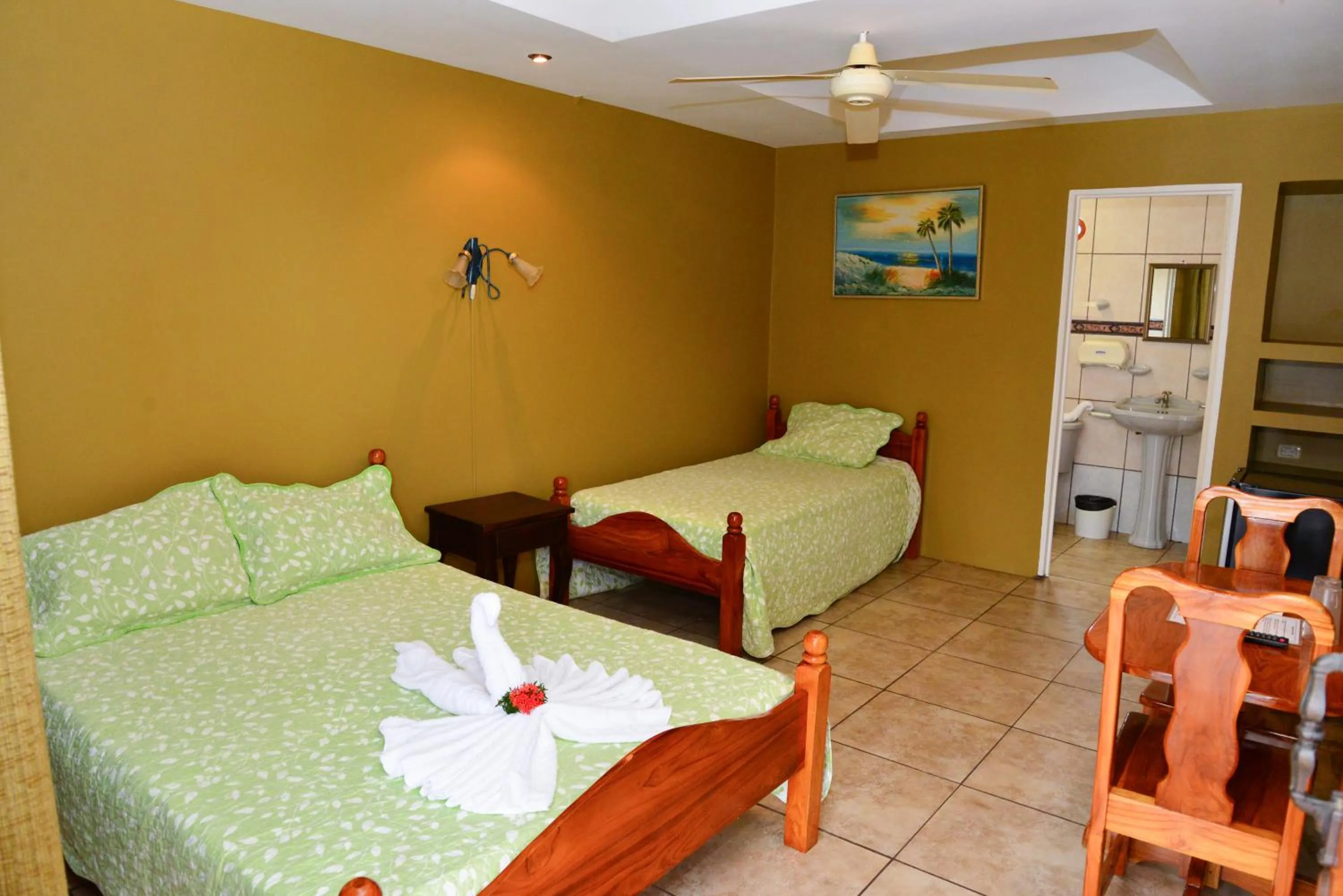 Bedroom, Bed in Hotel Le Priss