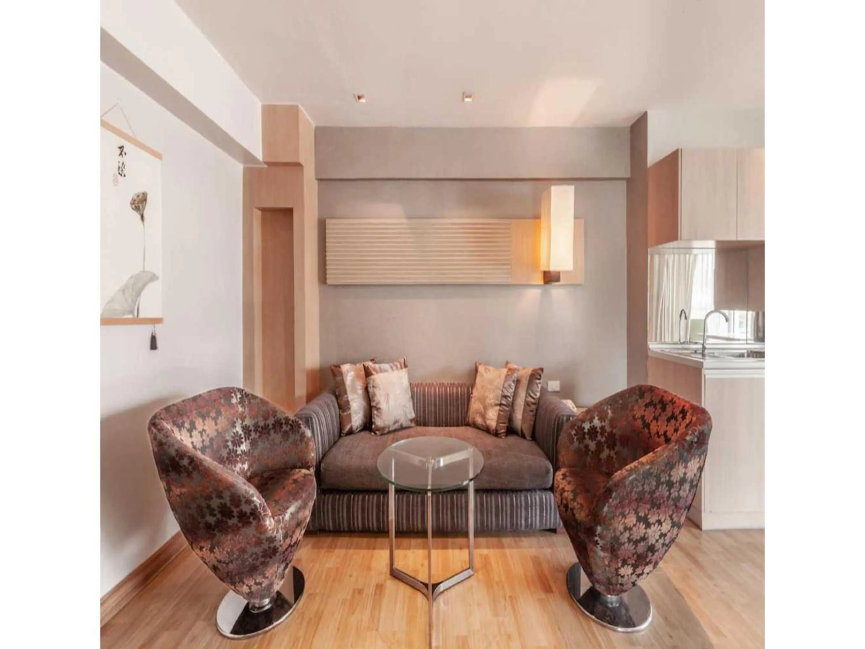 Living room in Palette Hi Hotel Bangkok