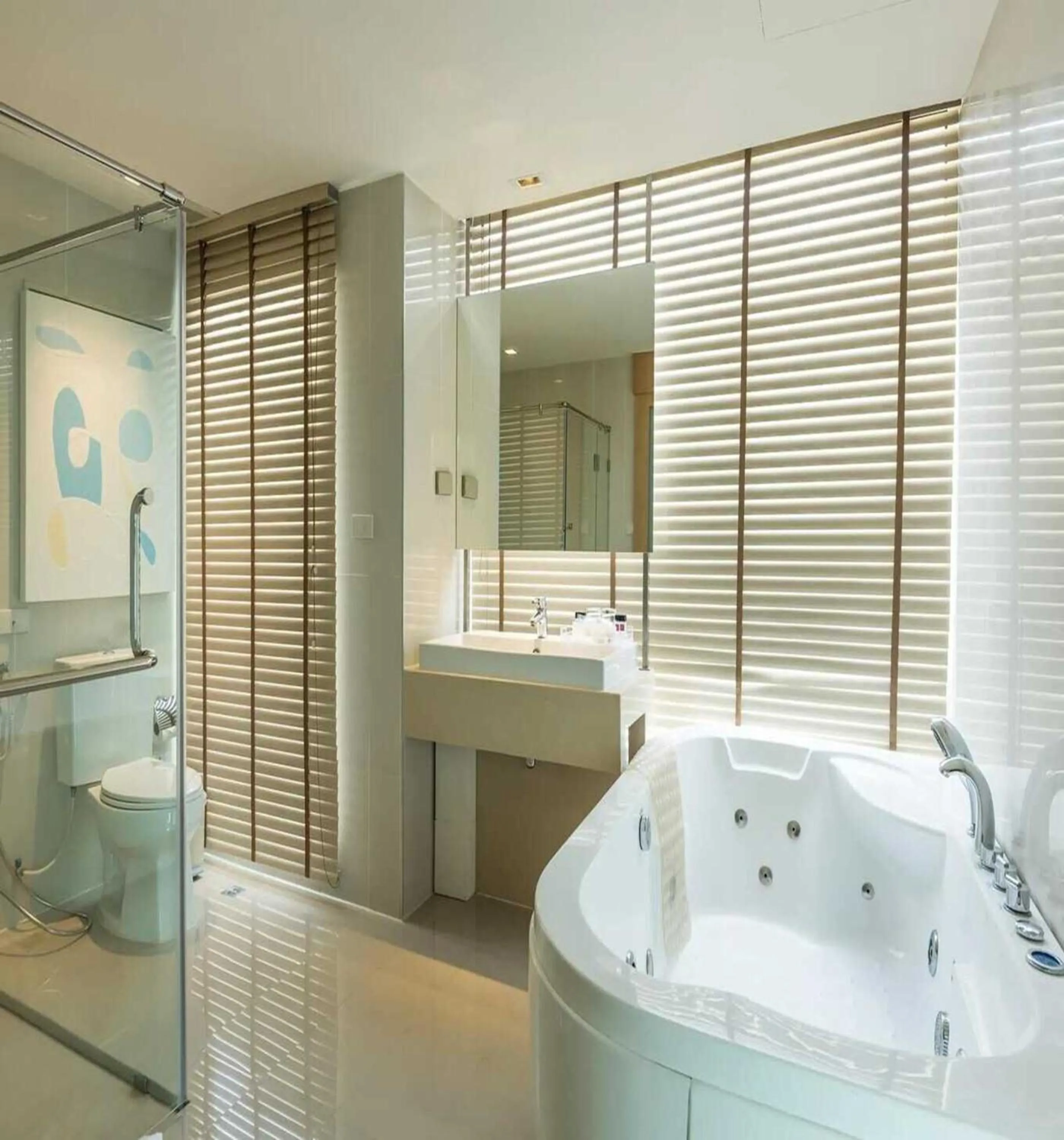 Bathroom in Palette Hi Hotel Bangkok