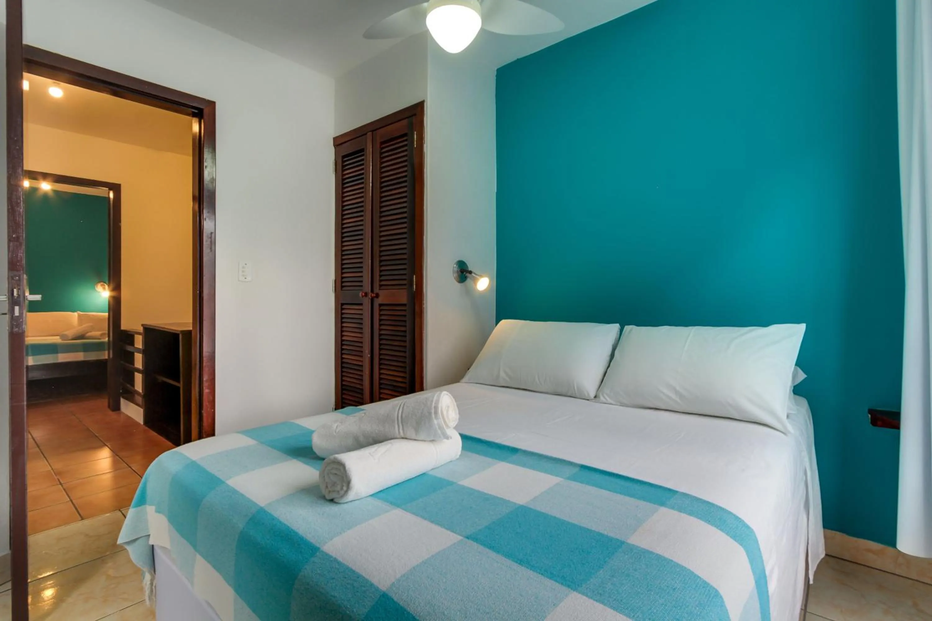 Bed in Residencial Vila do Sol, Apartamentos com pé na areia