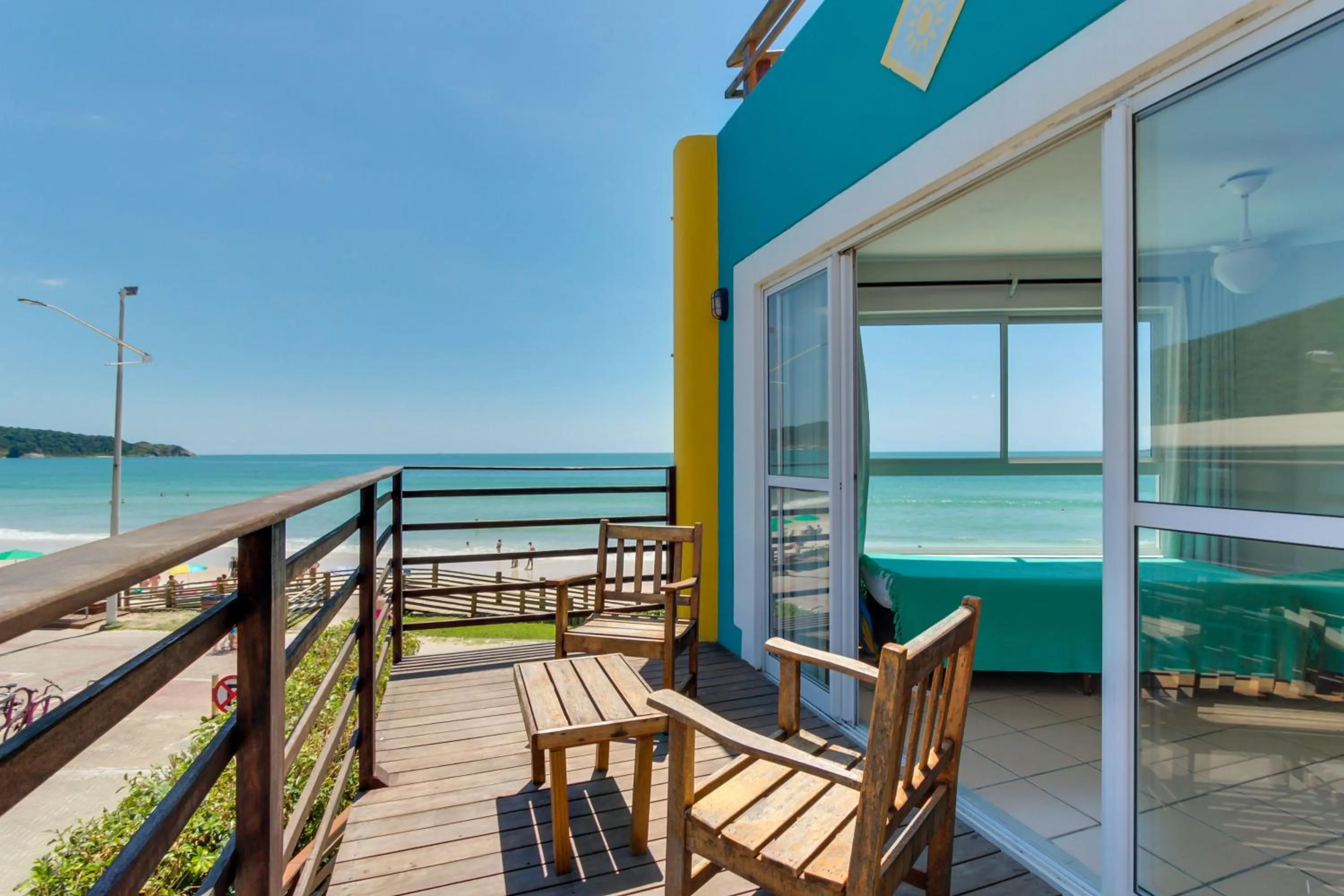 Residencial Vila do Sol, Apartamentos com pé na areia