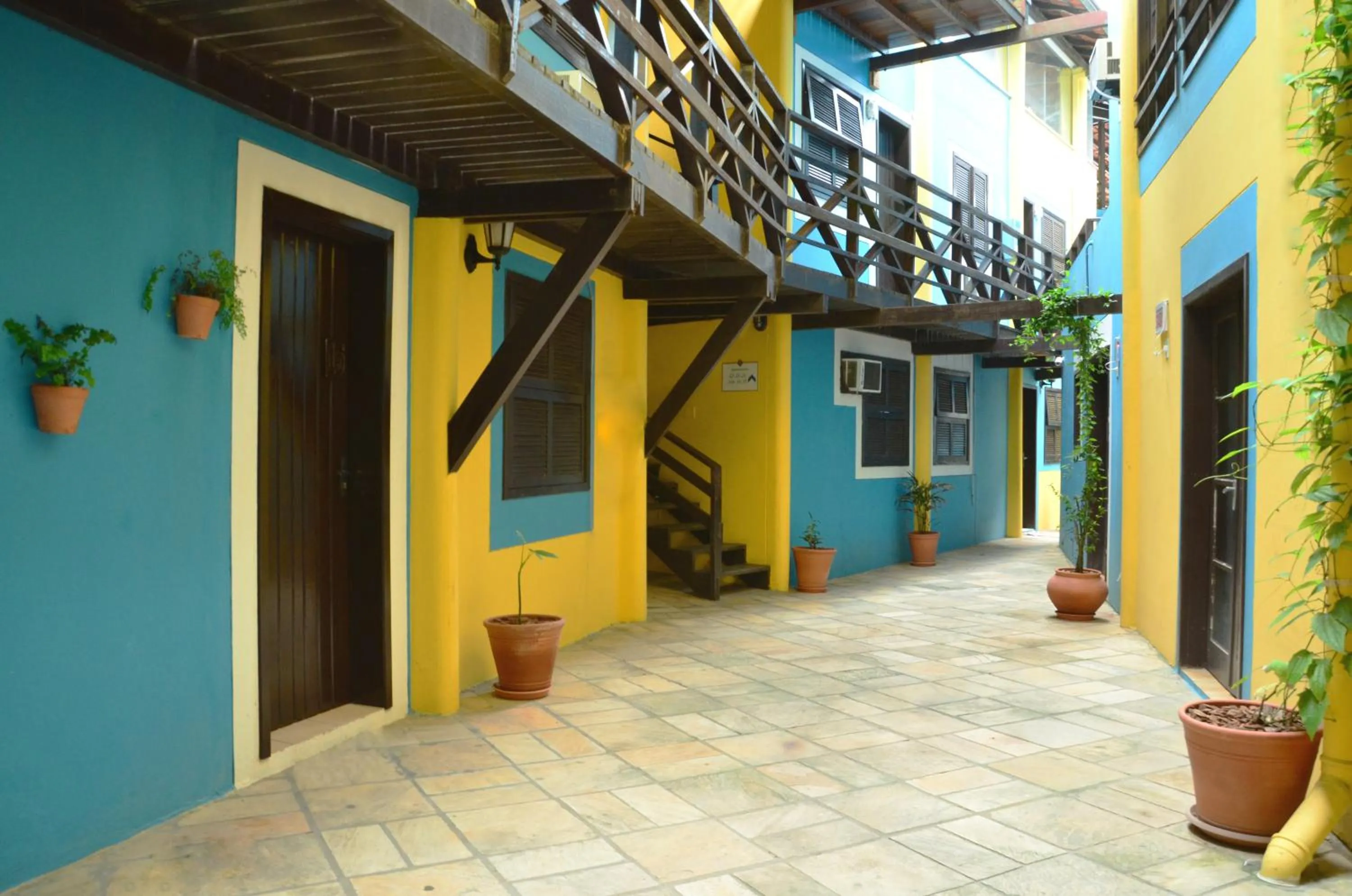 Garden in Residencial Vila do Sol, Apartamentos com pé na areia