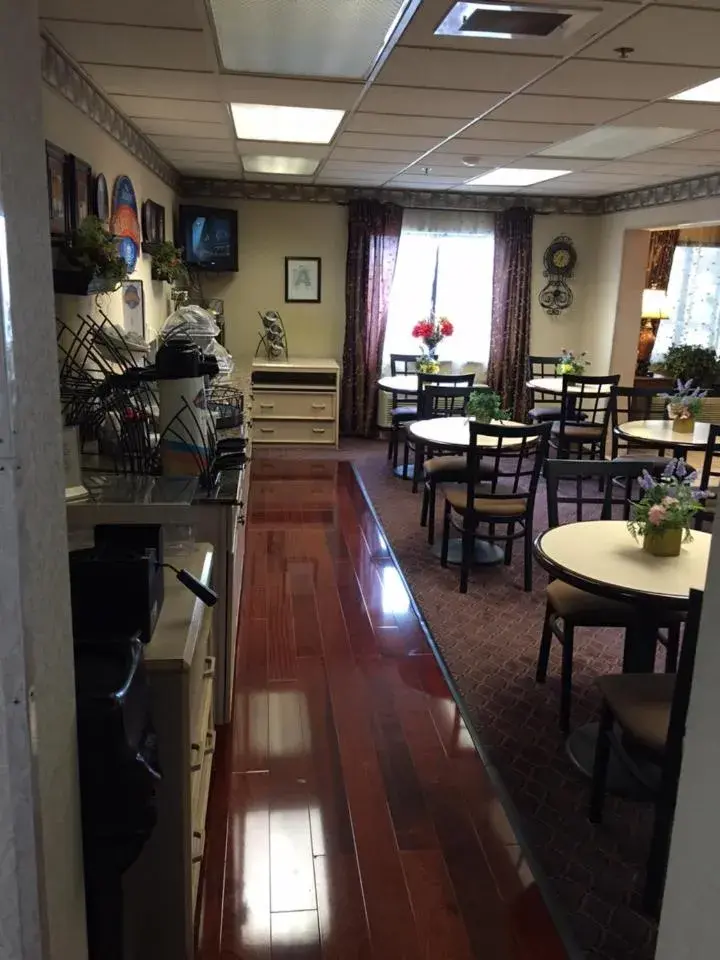 Restaurant/places to eat in Baymont by Wyndham Paducah Restaurant/places to eat in Baymont by Wyndham Paducah