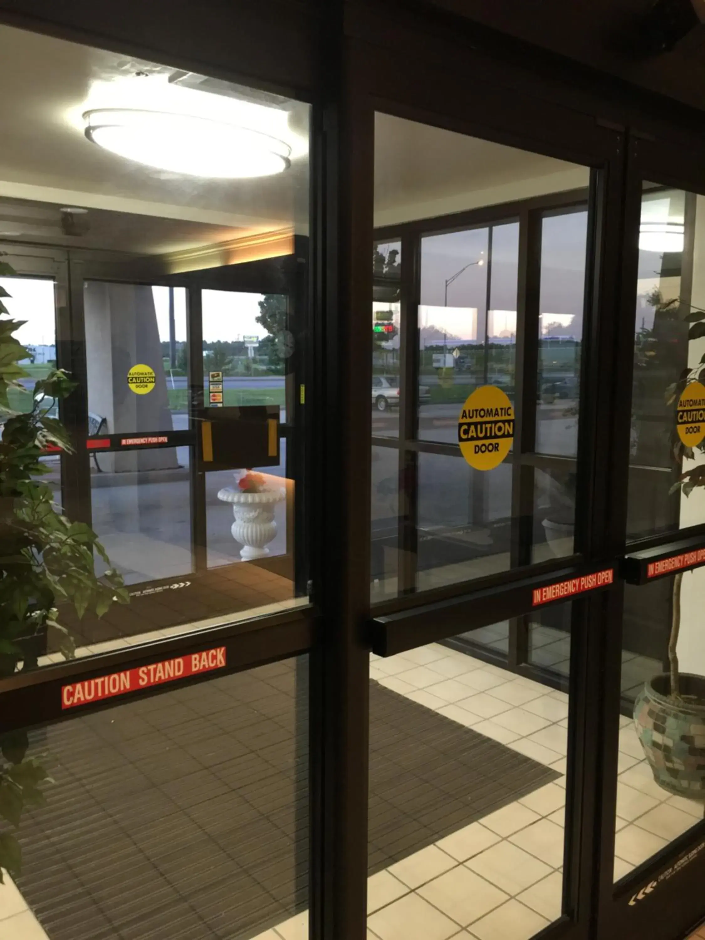 Facade/entrance in Baymont by Wyndham Paducah Facade/entrance in Baymont by Wyndham Paducah