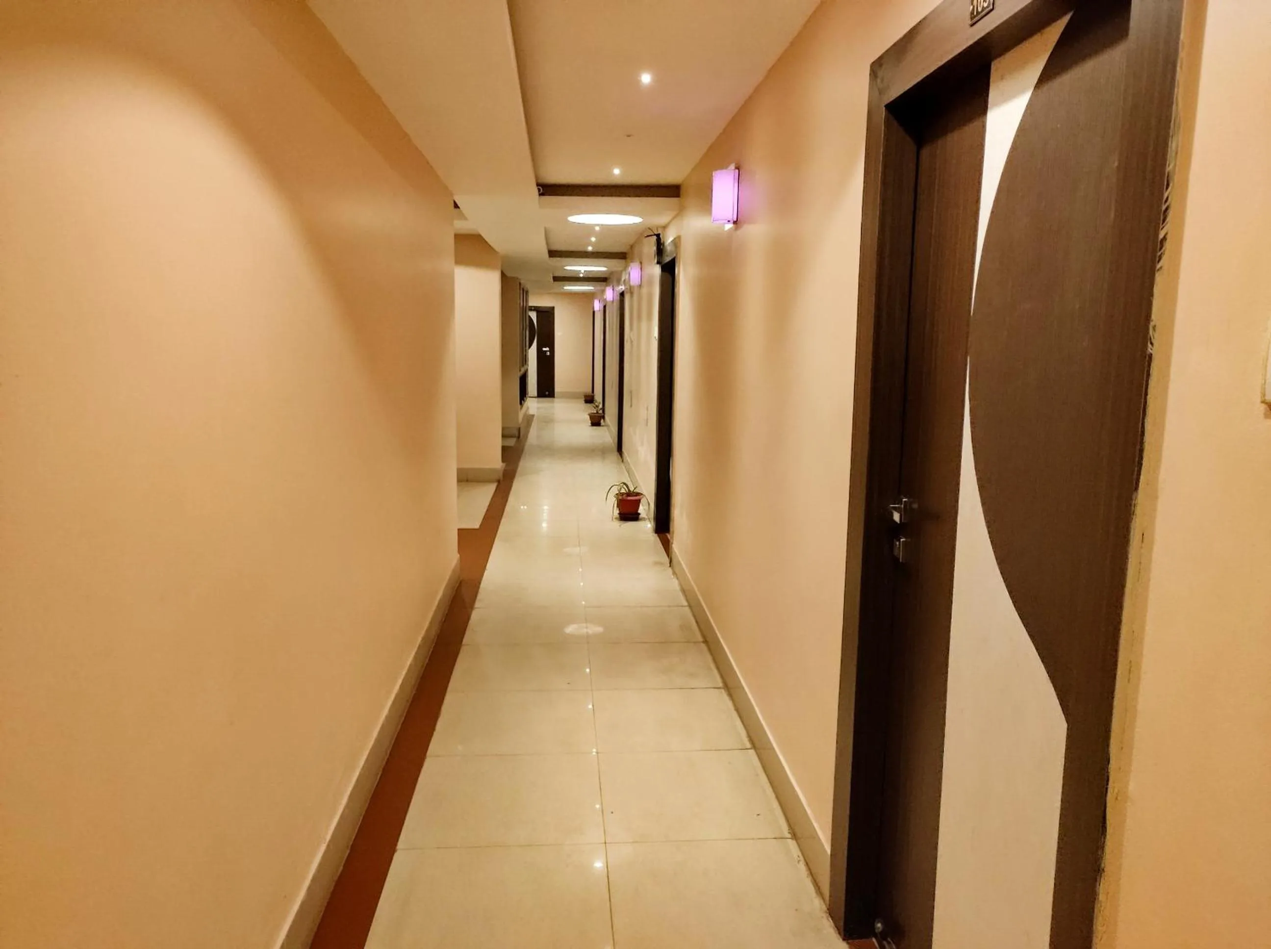 Lobby or reception in HOTEL SUN CITY