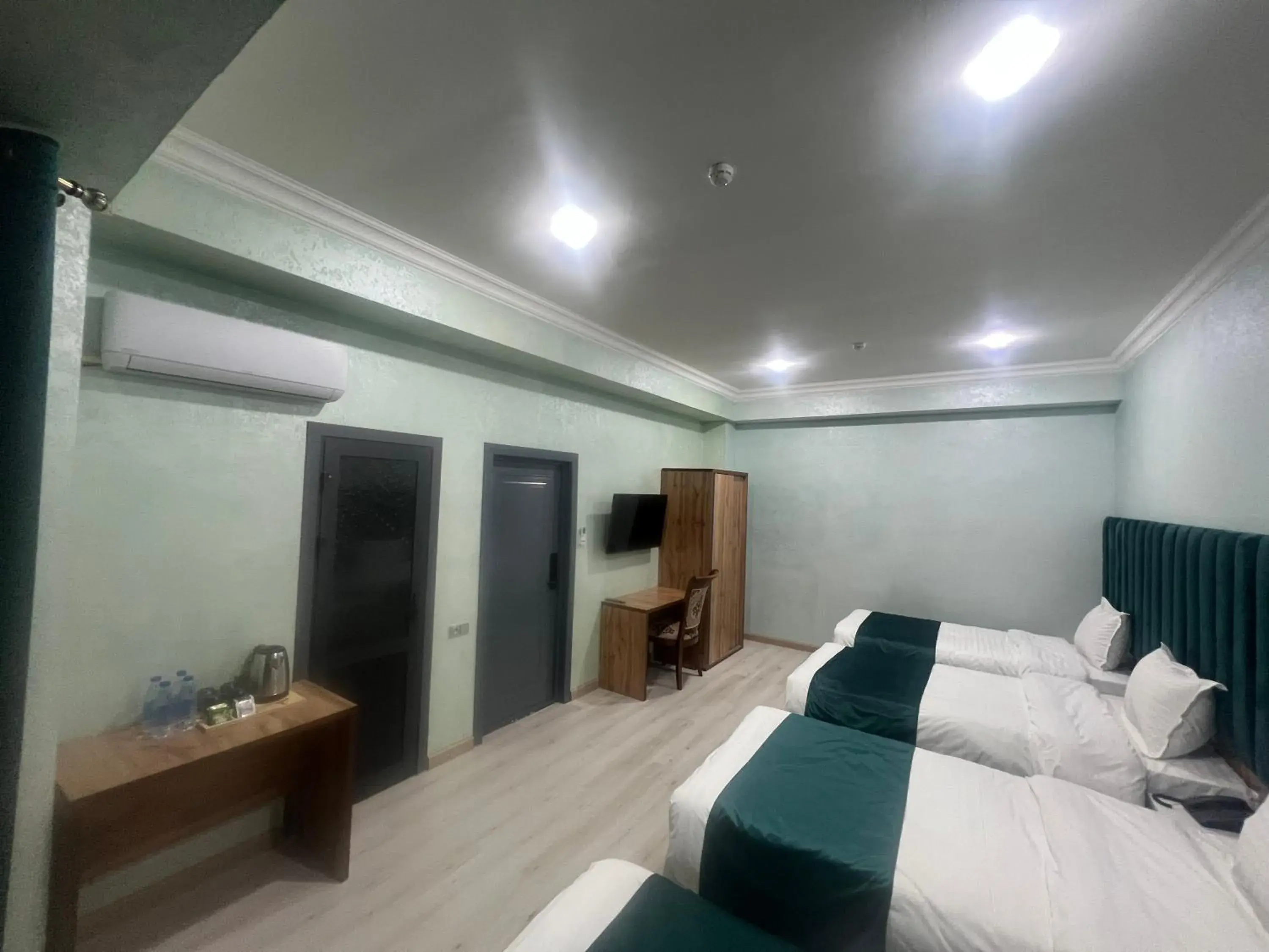 Quadruple Room - single occupancy in Loft Hotel Quadruple Room - single occupancy in Loft Hotel