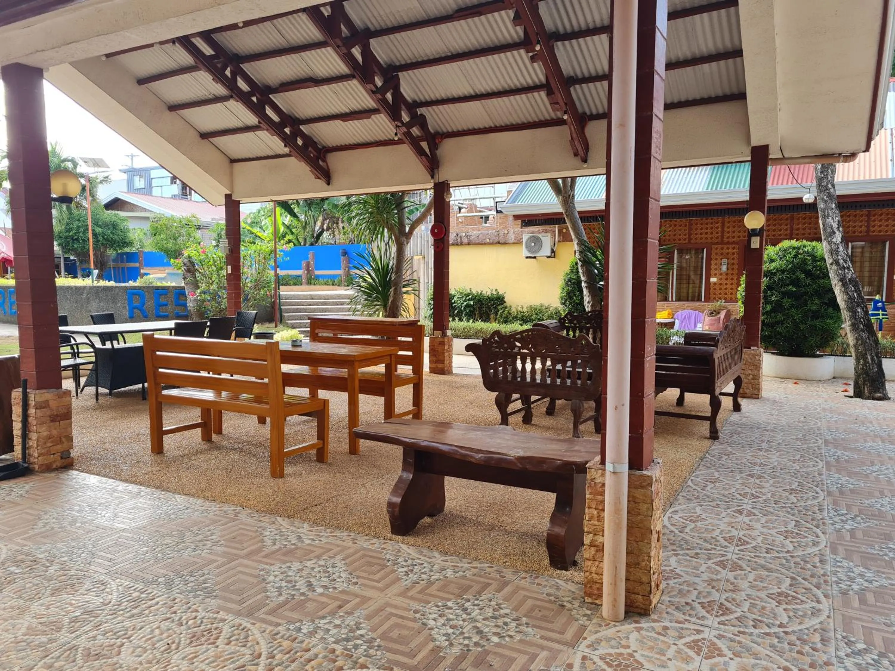 Dining area in Alona Hidden Dream Resort by SMS Hospitality