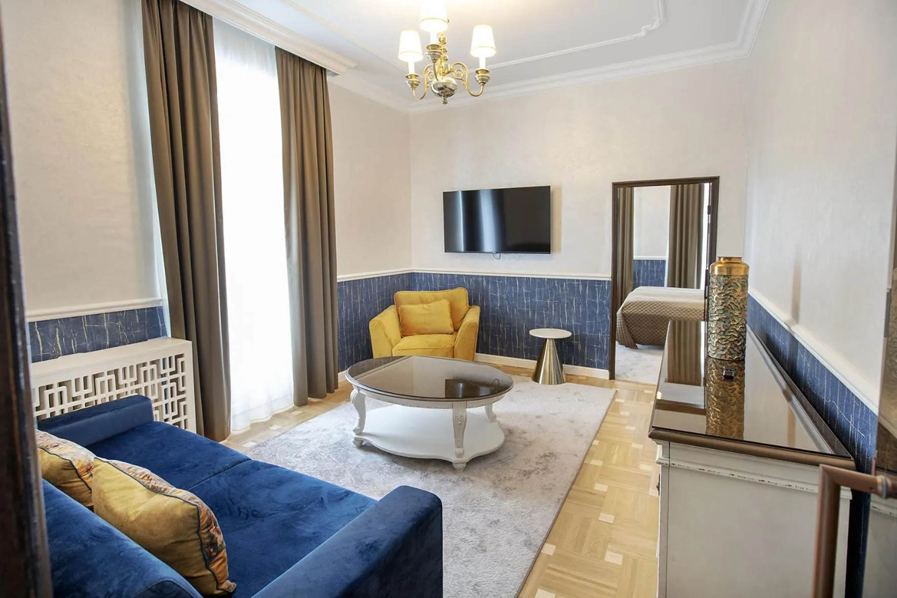 TV and multimedia in Hotel Palace