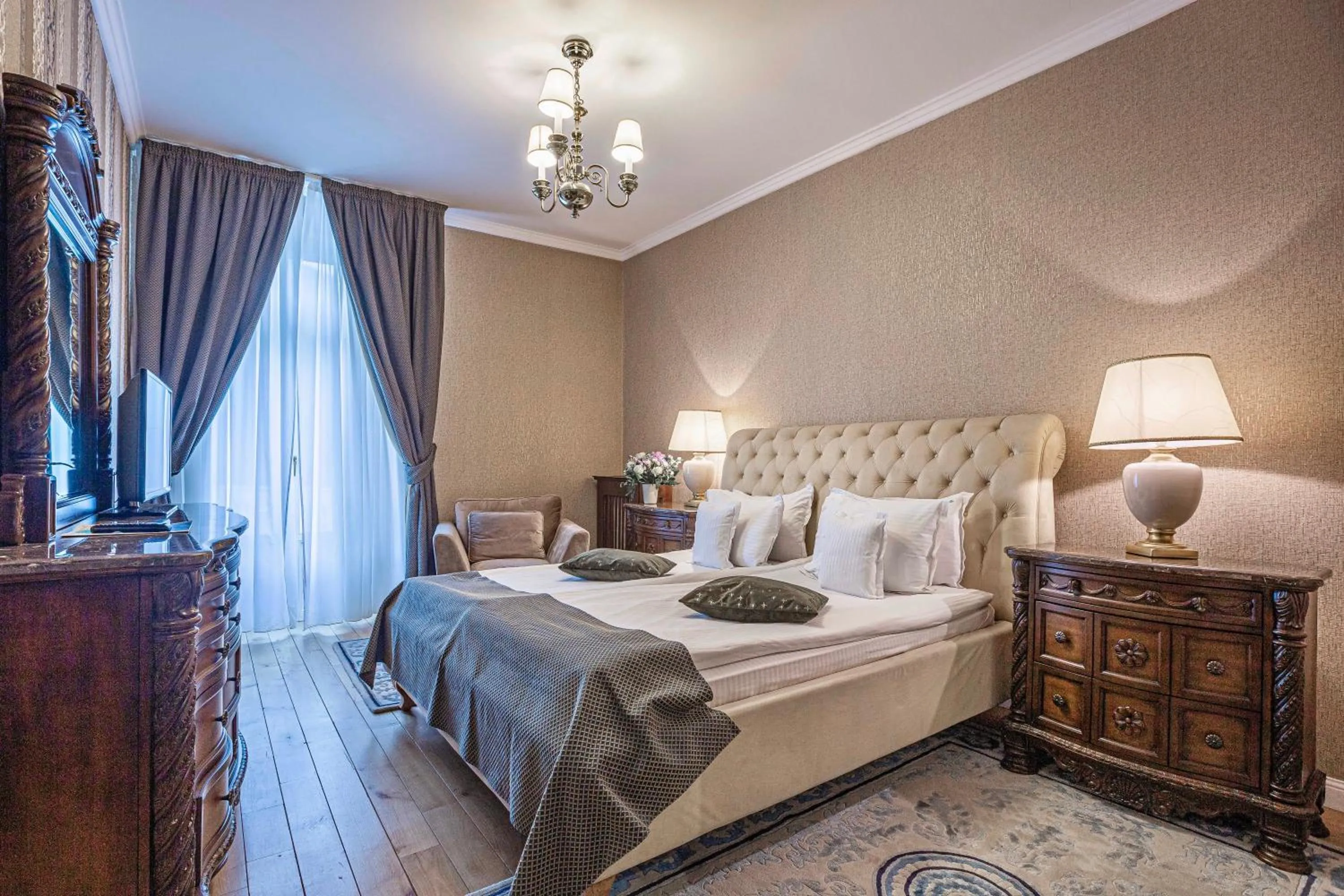 Bedroom, Bed in Hotel Palace