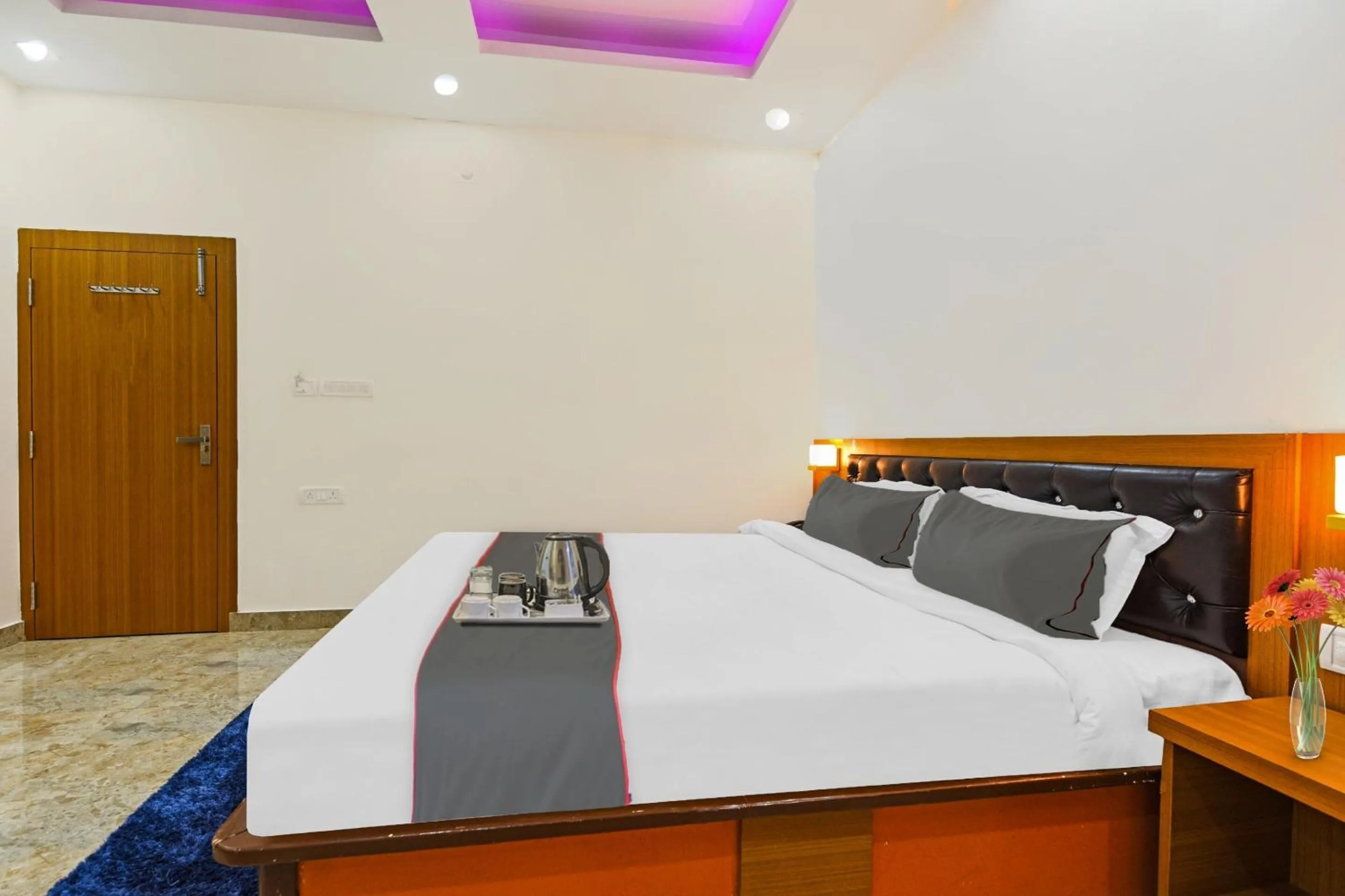 Bedroom, Bed in Super Collection O D N Grand