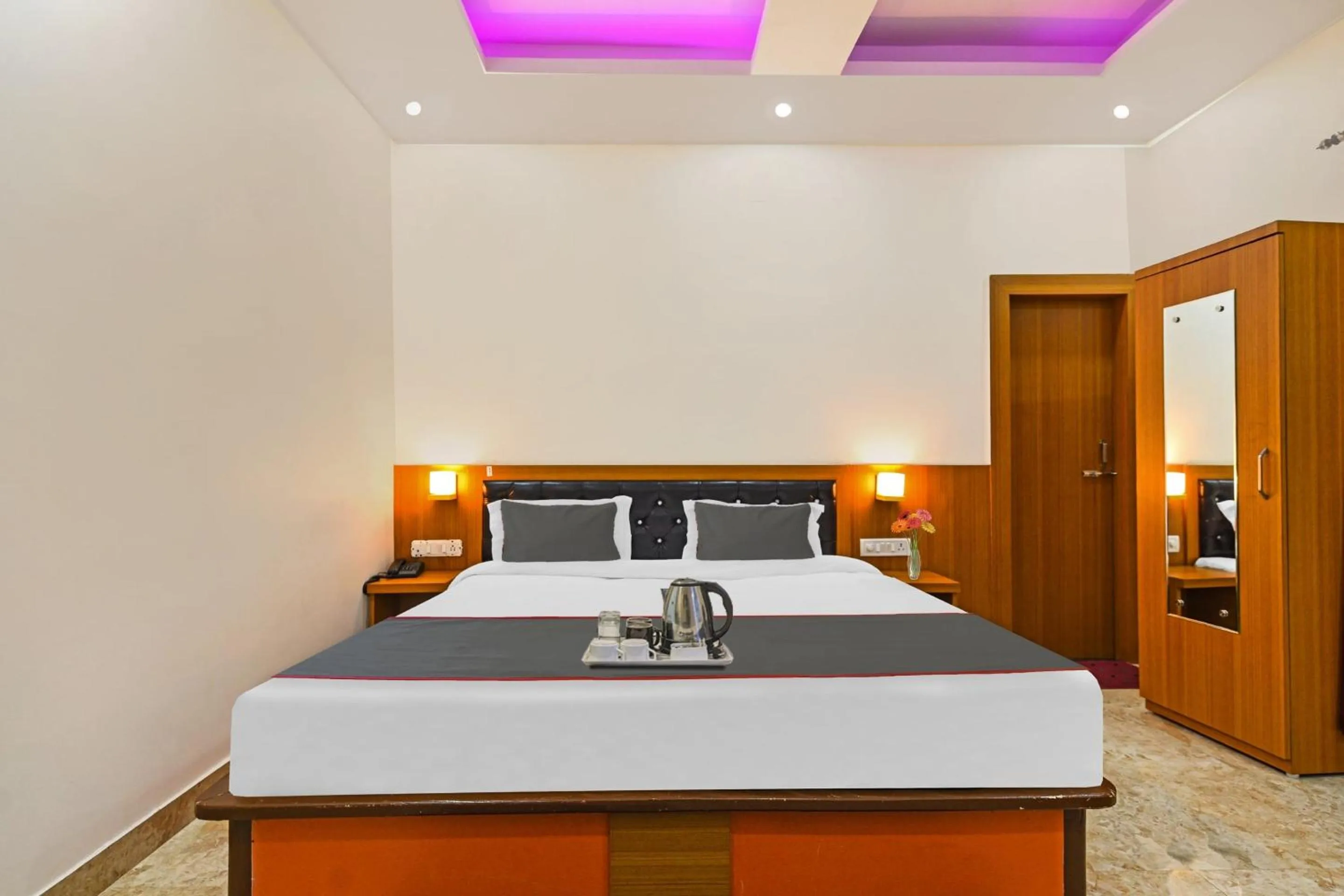 Bedroom, Bed in Super Collection O D N Grand