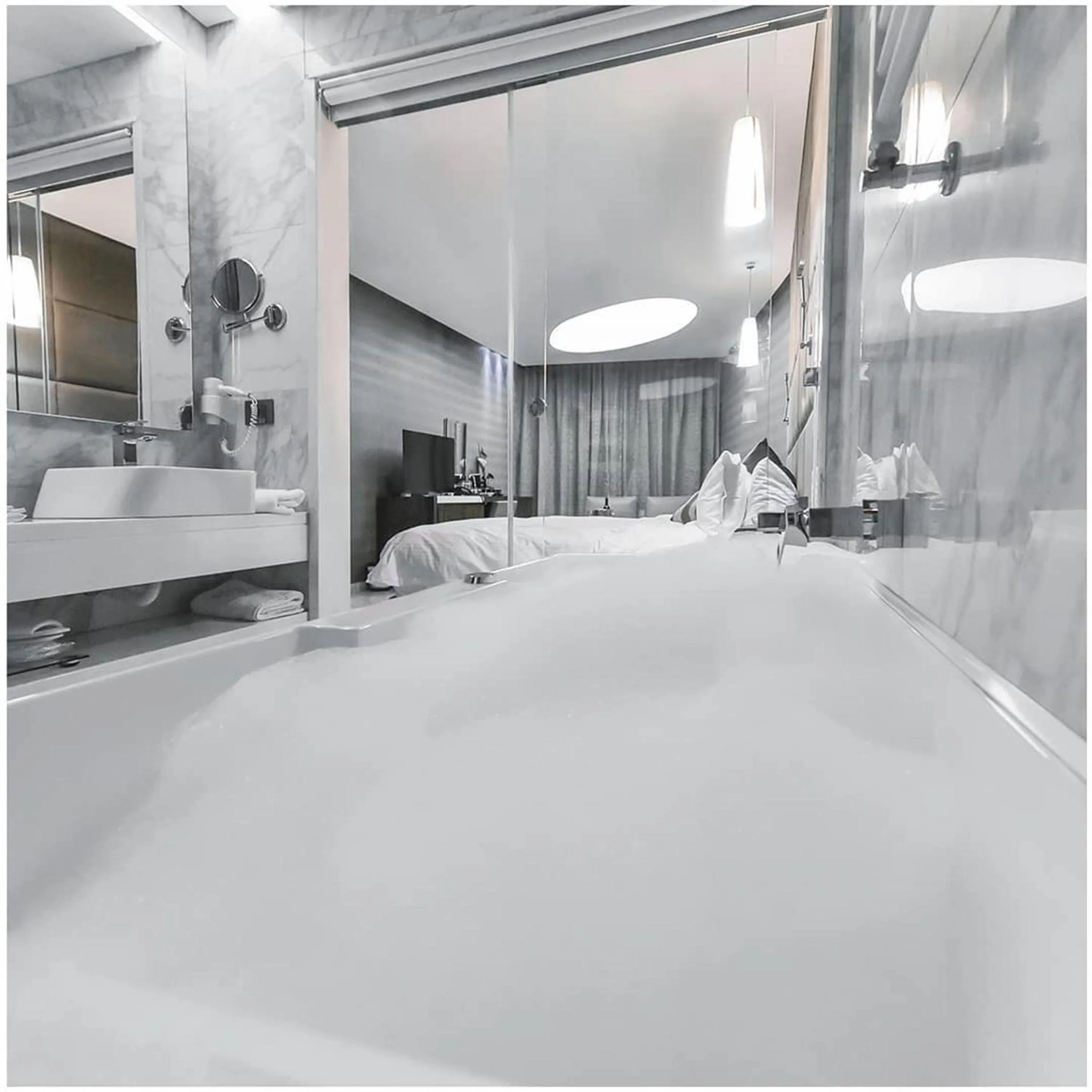 Hot Tub, Bed in Monte Cassino