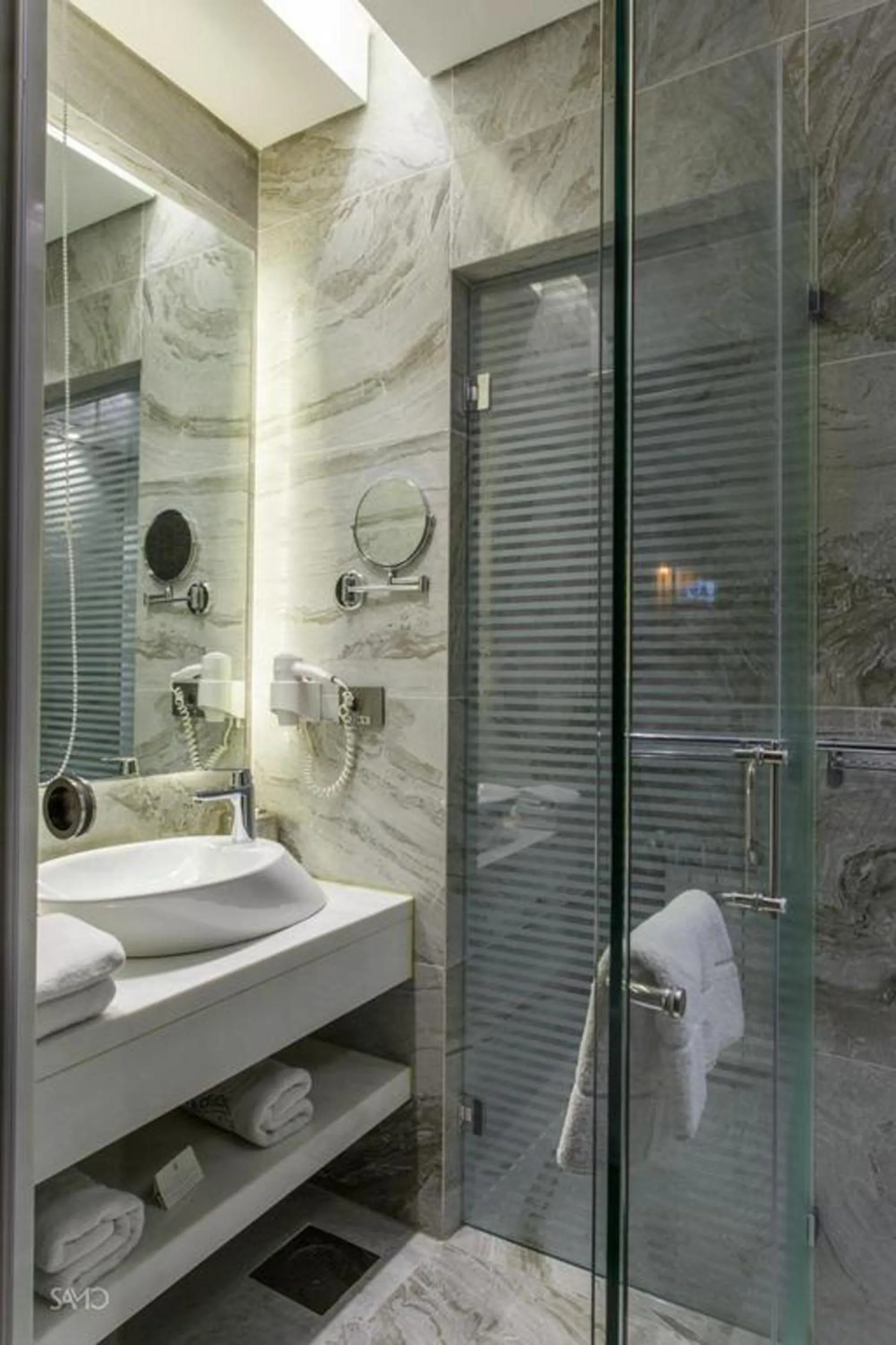 Toilet in Monte Cassino