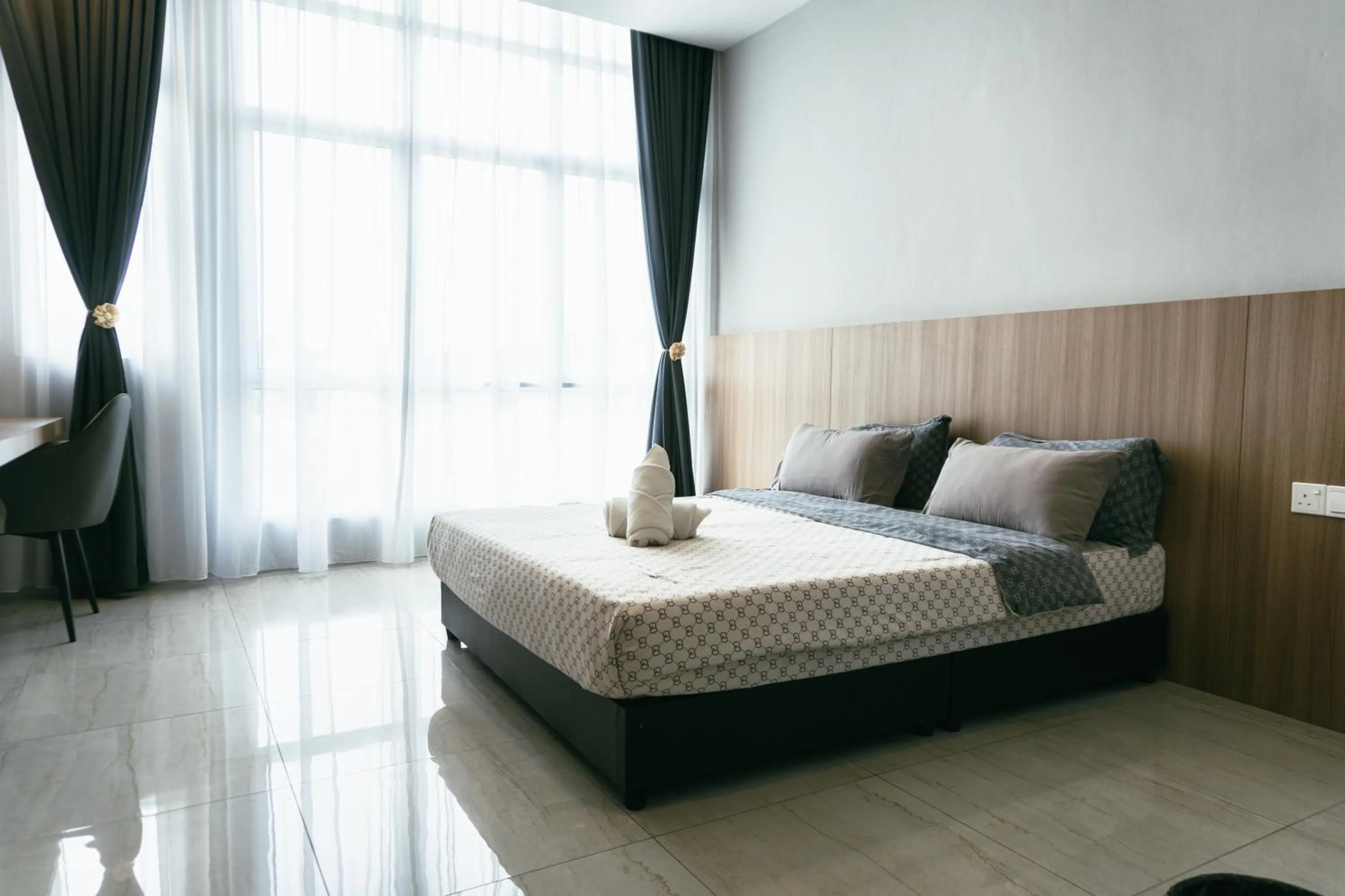 Photo of the whole room, Bed in Suites Homestay by Evernent