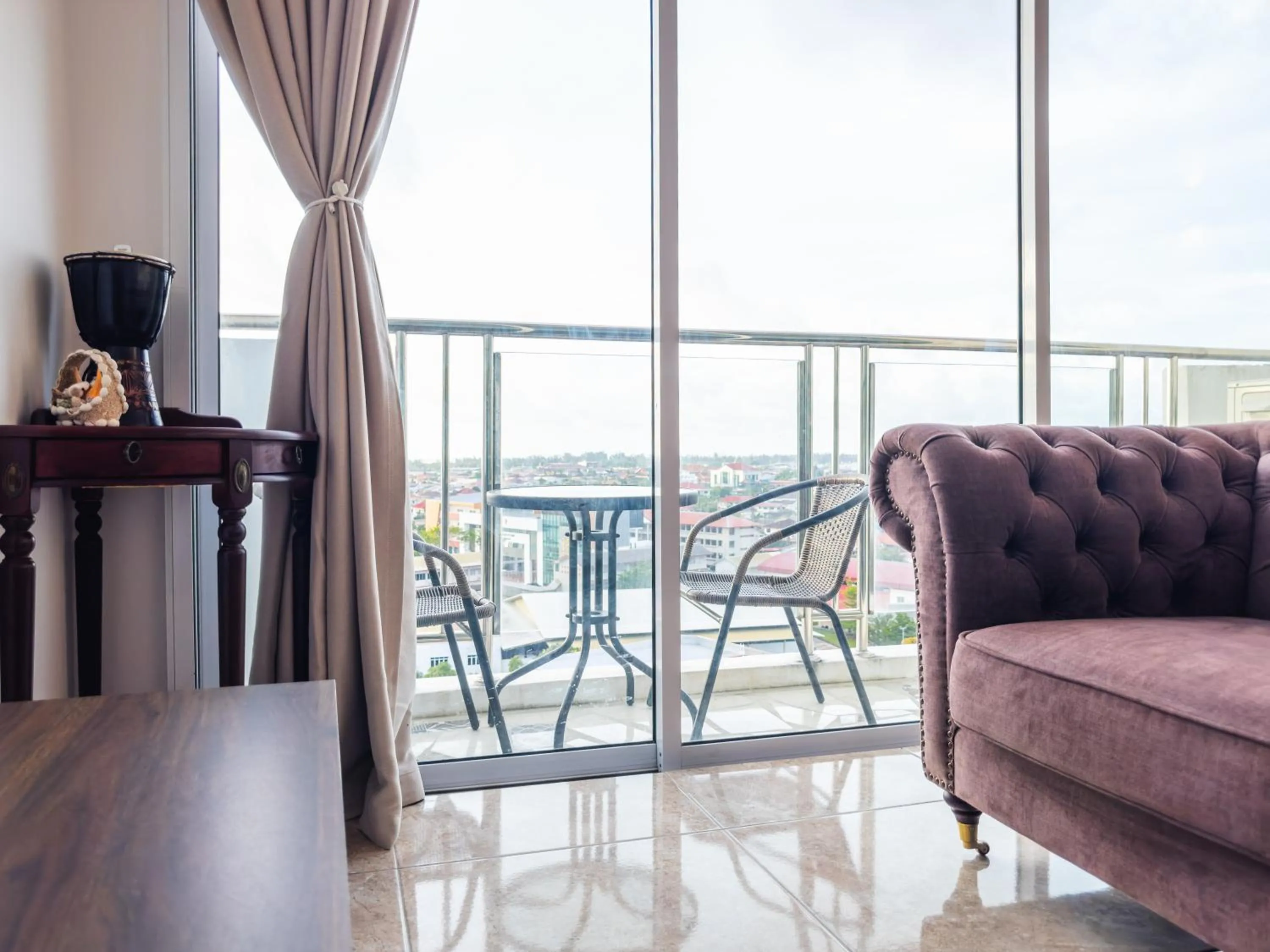 Suites Homestay by Evernent