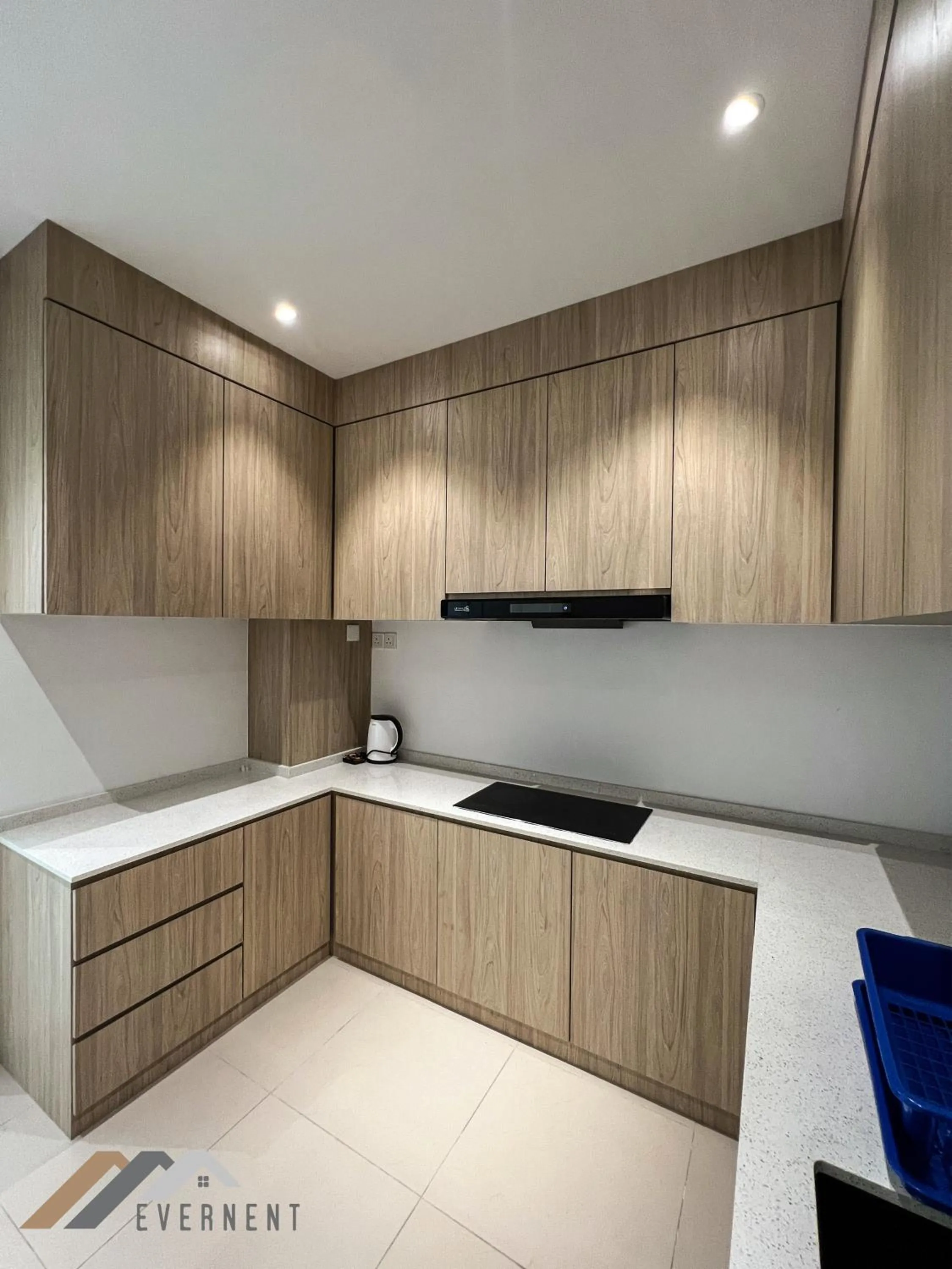 Kitchen or kitchenette in Suites Homestay by Evernent