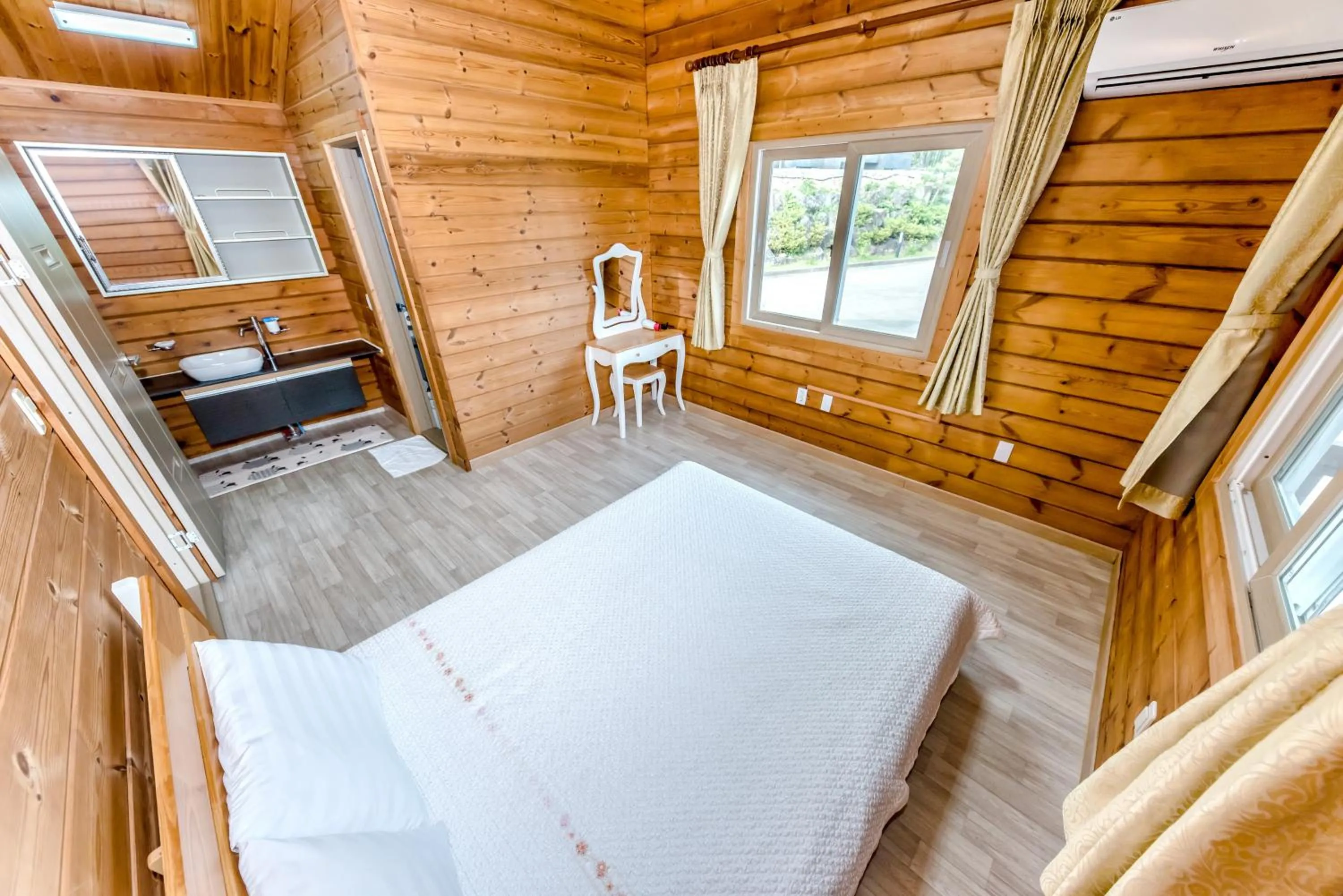 Bed in Jeju I've Hotel & Resort