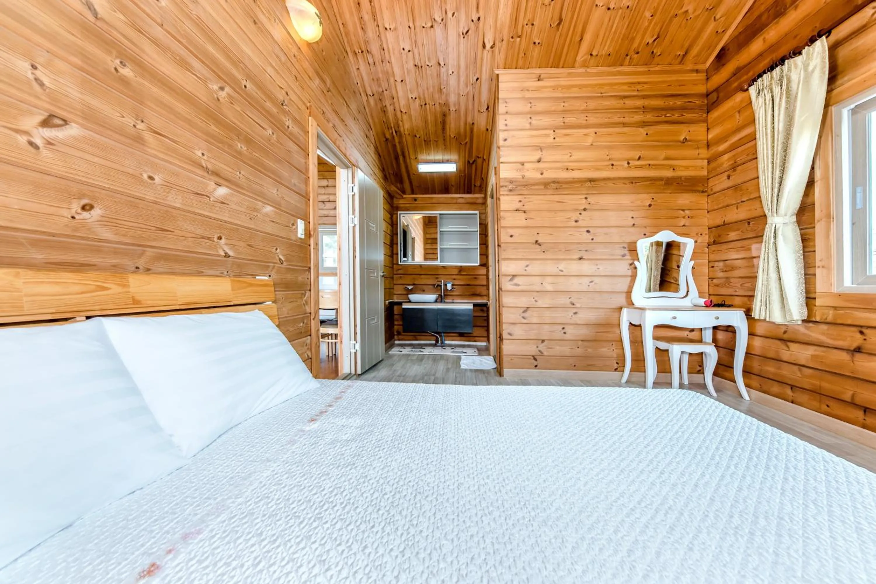 Bed in Jeju I've Hotel & Resort