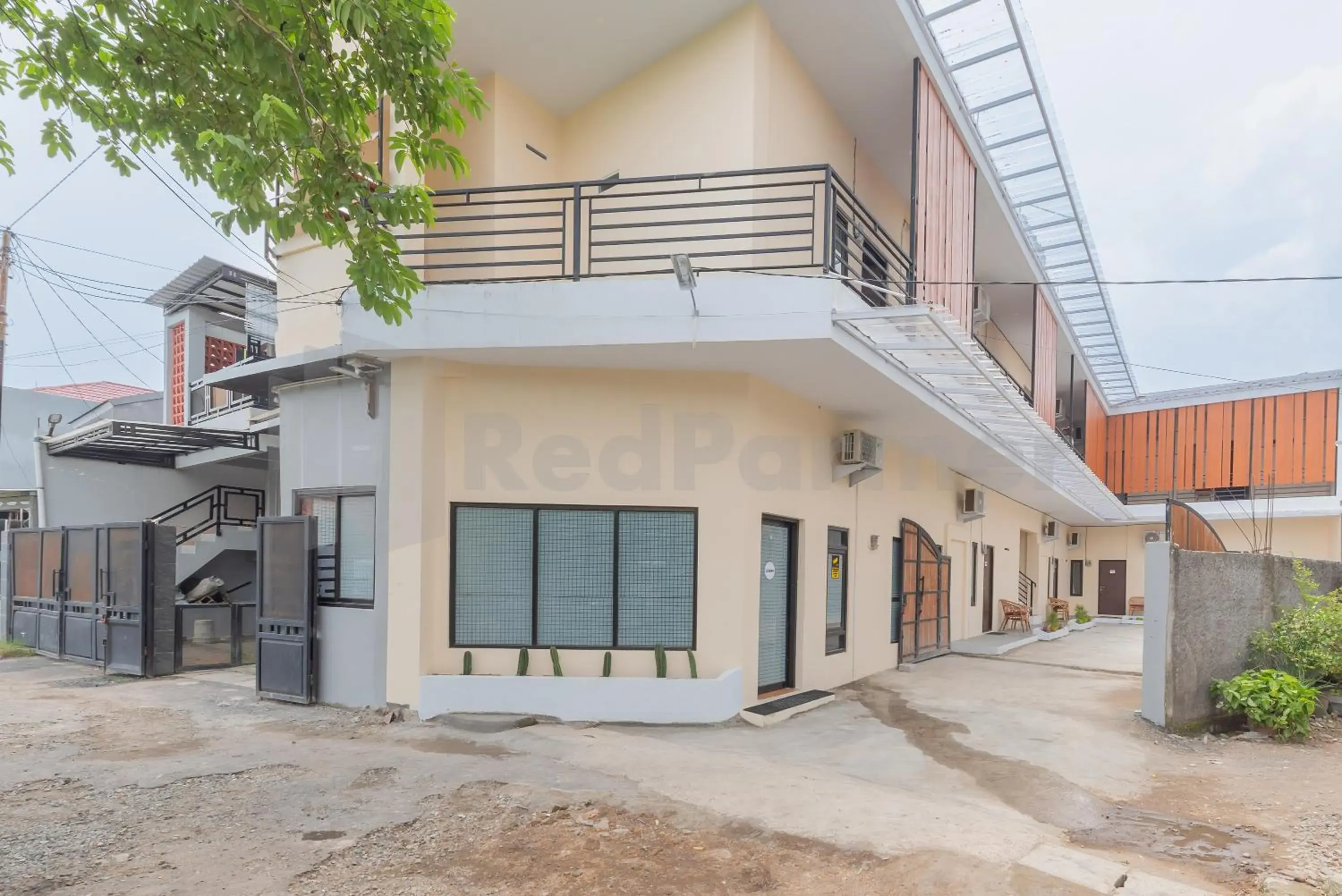 Rumah Panda Guesthouse RedPartner Rumah Panda Guesthouse RedPartner