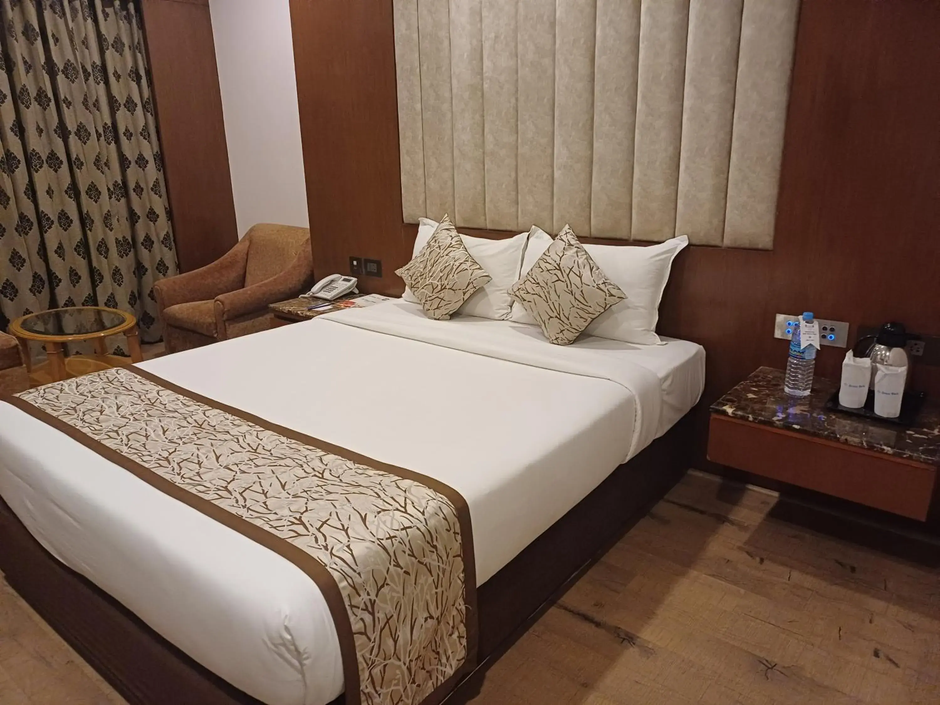Bed in Hotel Benzz Park Chennai Bed in Hotel Benzz Park Chennai