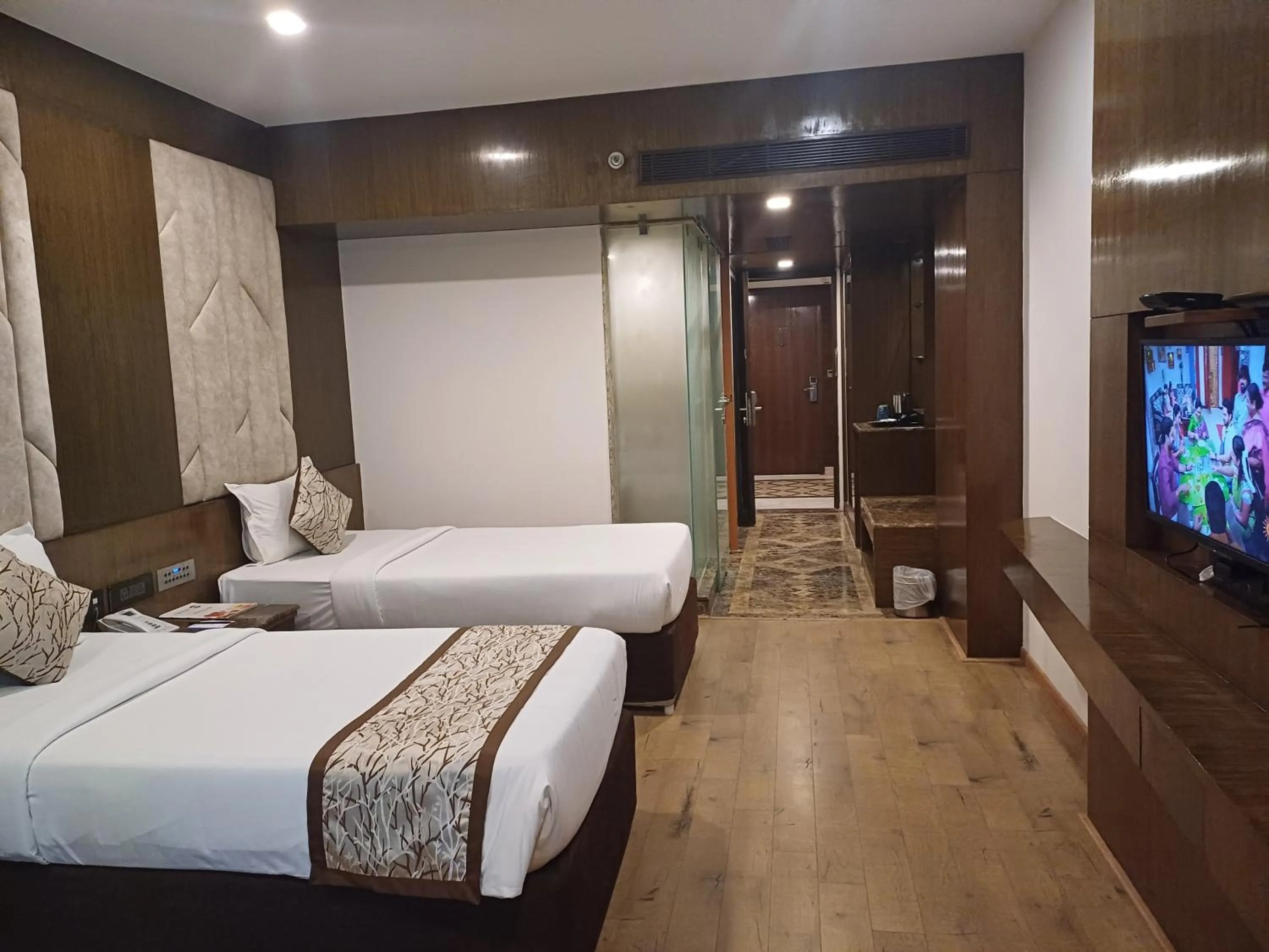 Bedroom, Bed in Hotel Benzz Park Chennai