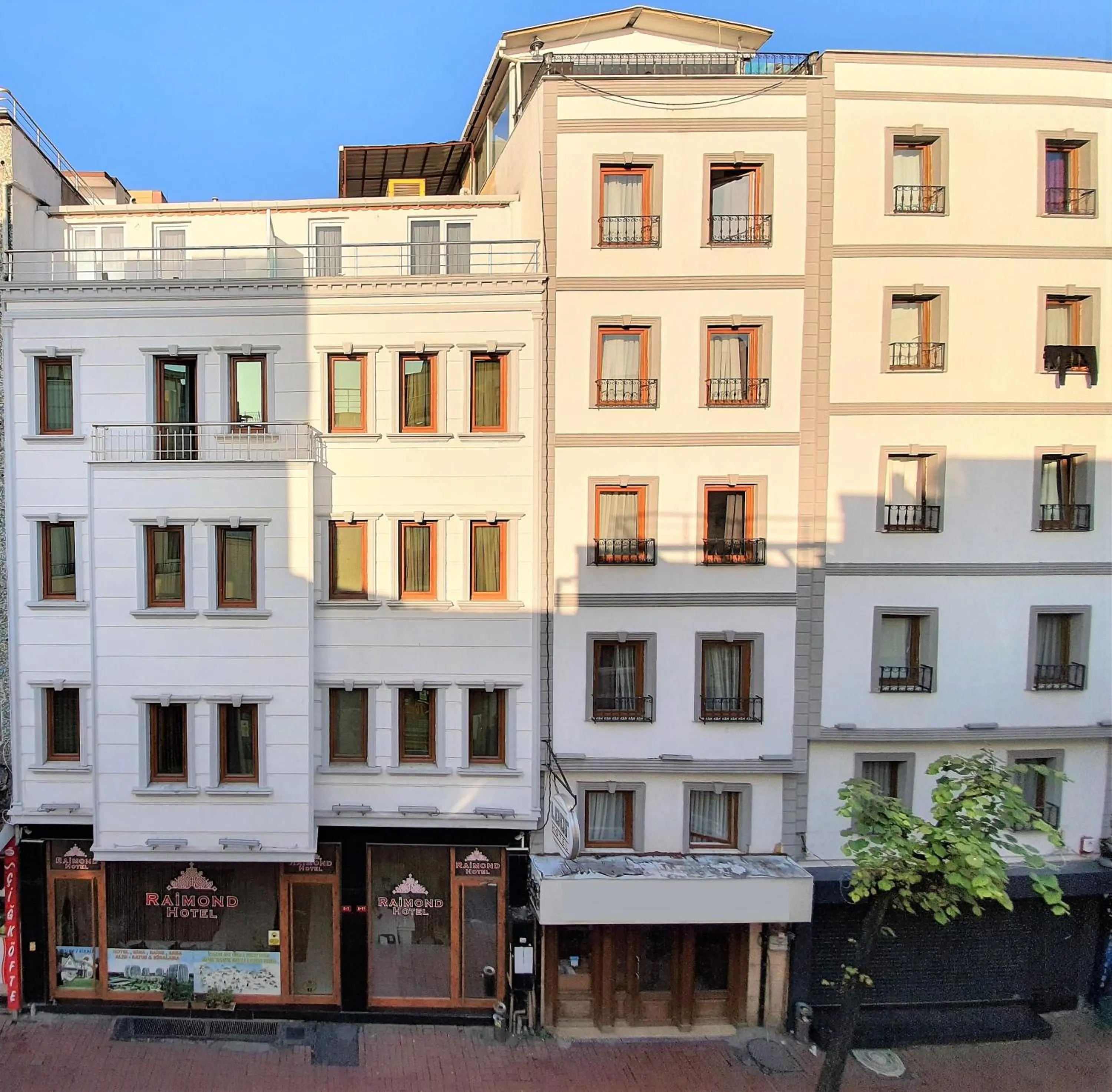 Property building in Raimond Hotel