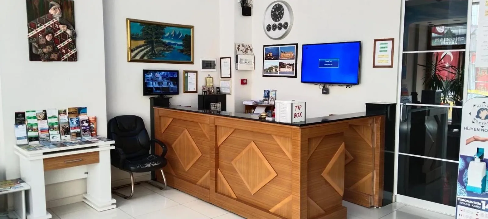 Property building in Raimond Hotel