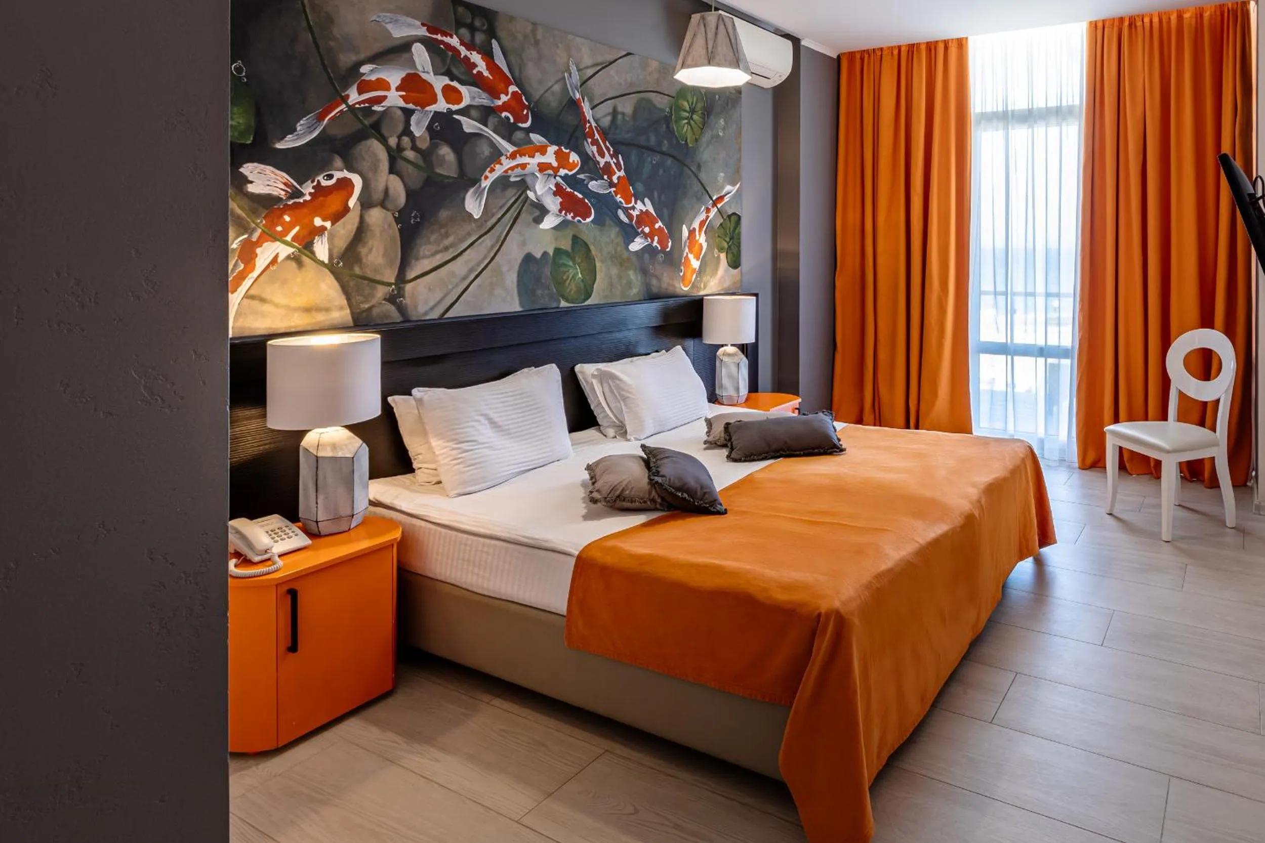 Photo of the whole room, Bed in Design Hotel Skopeli