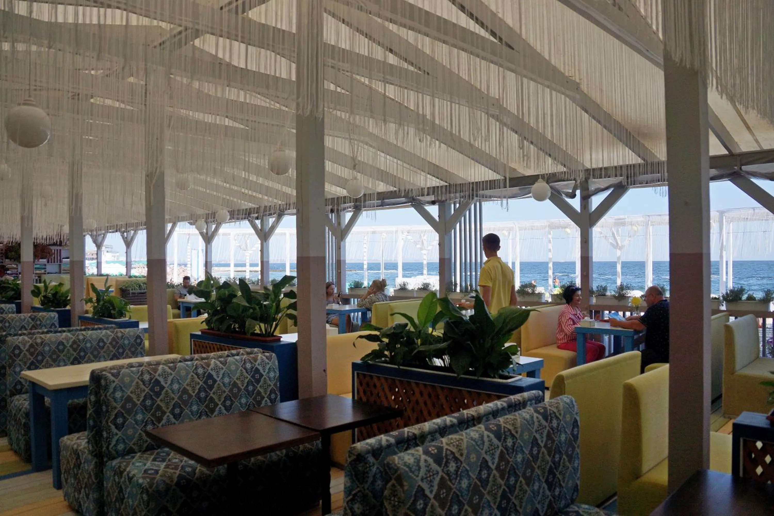 Restaurant/places to eat in Design Hotel Skopeli