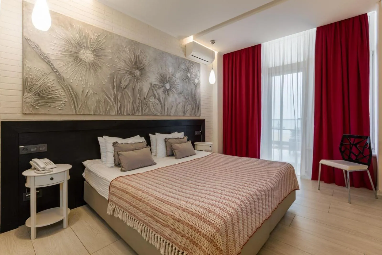 Sauna, Bed in Design Hotel Skopeli