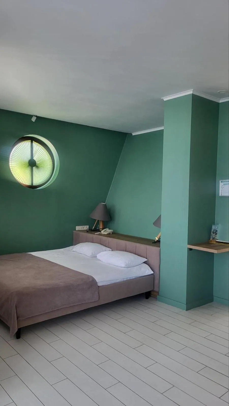 Bed in Design Hotel Skopeli