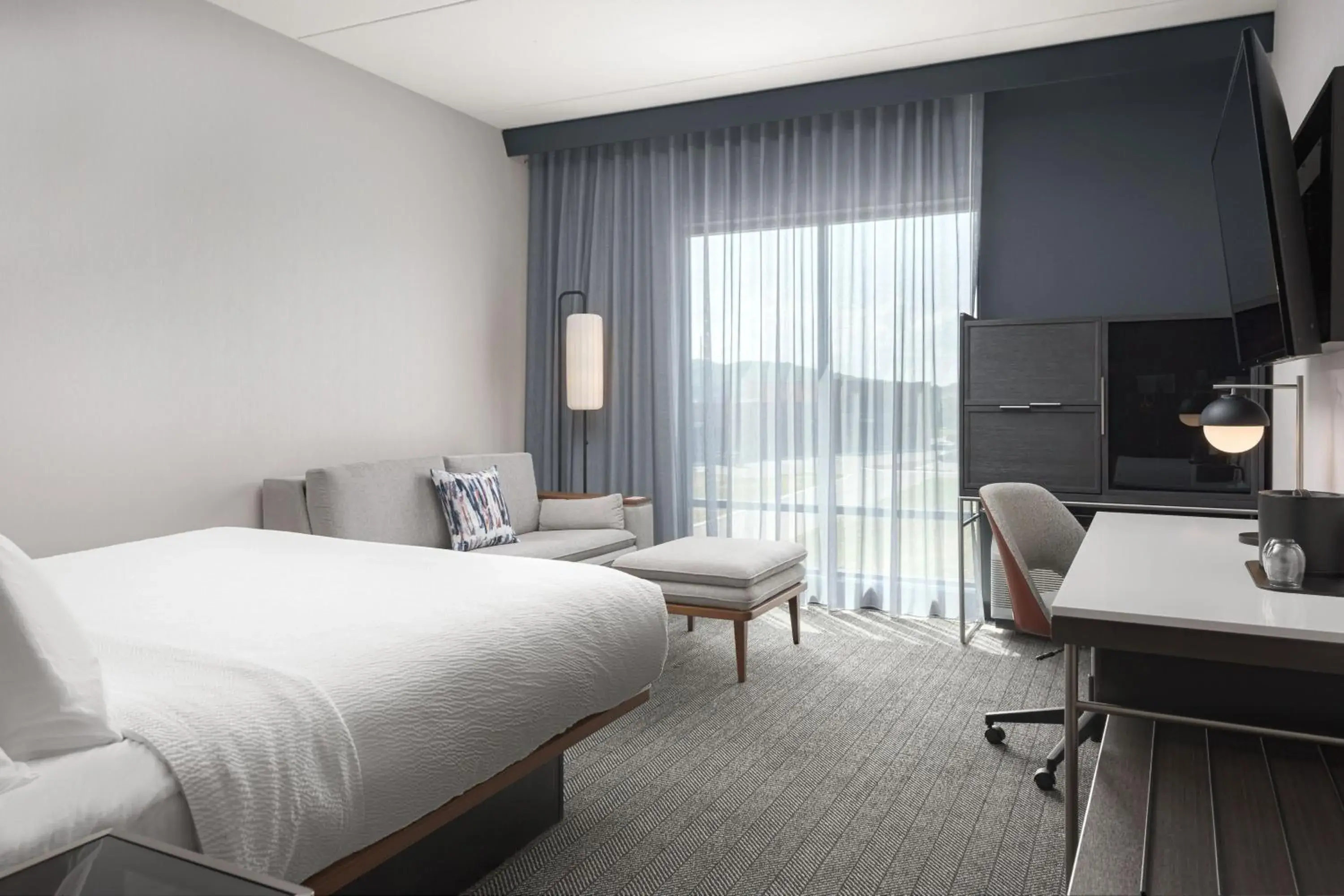 King Room with Sofa Bed in Courtyard by Marriott Nashville Smyrna King Room with Sofa Bed in Courtyard by Marriott Nashville Smyrna