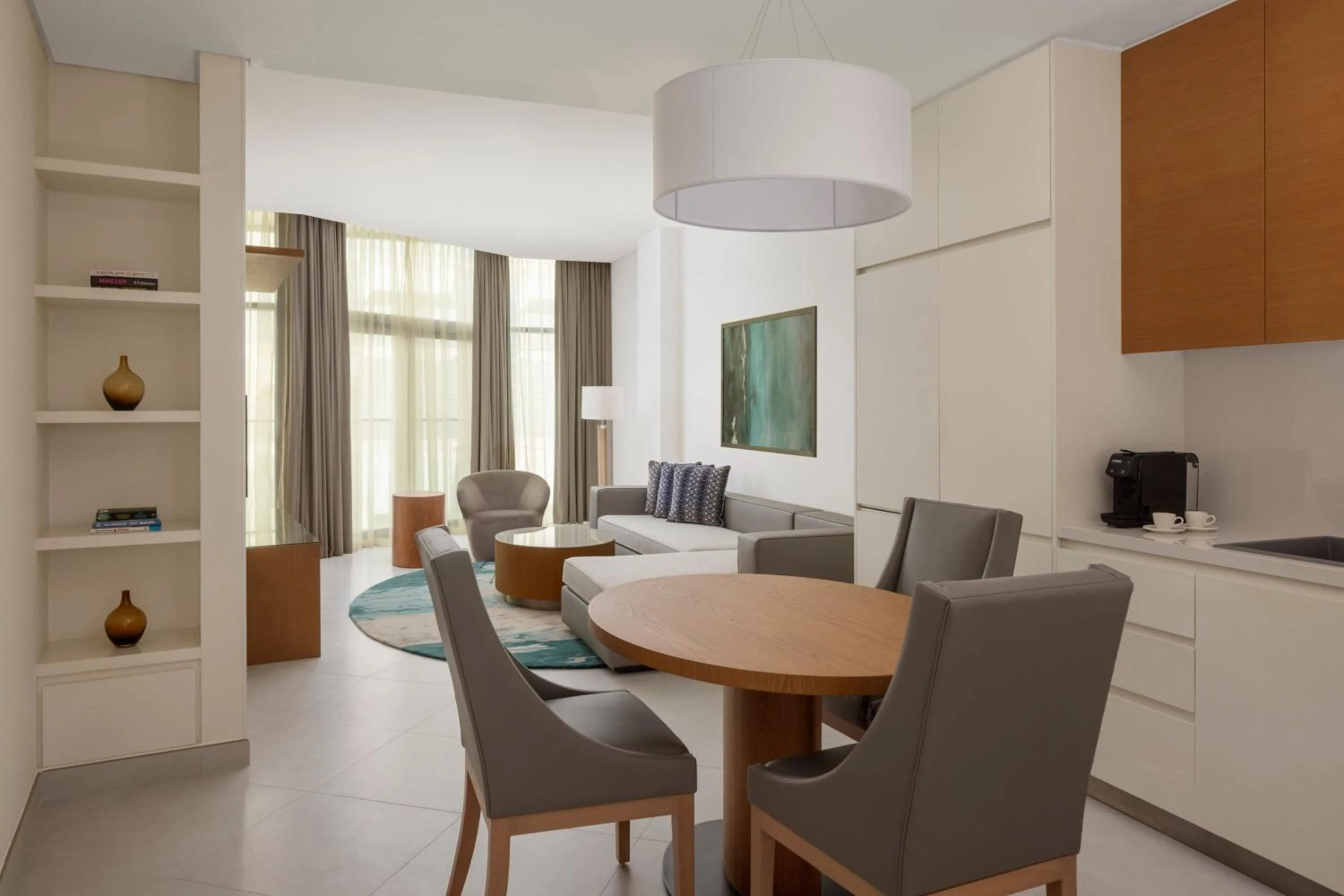 Living room in Marriott Marquis Dubai Creek