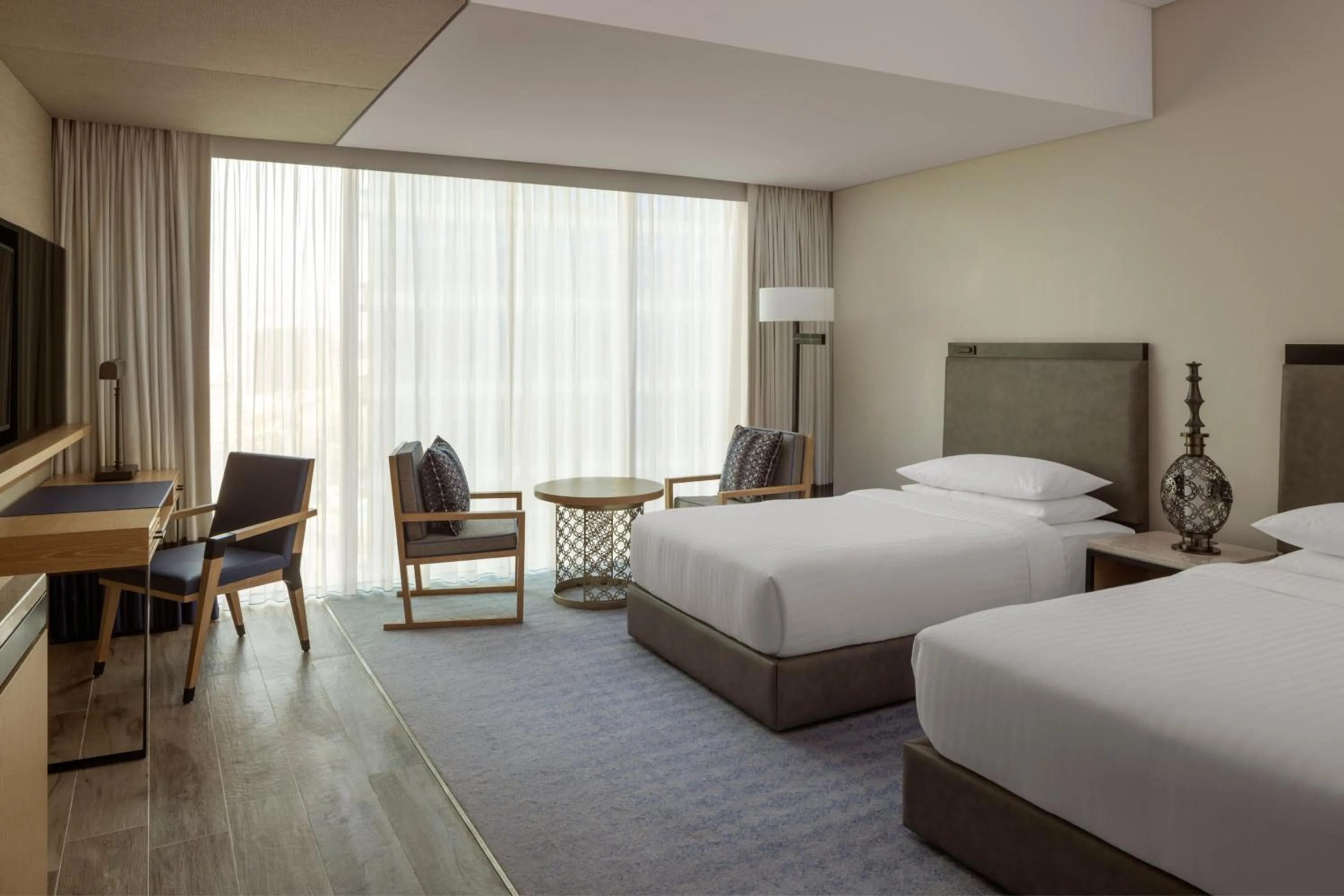 Photo of the whole room, Bed in Marriott Marquis Dubai Creek