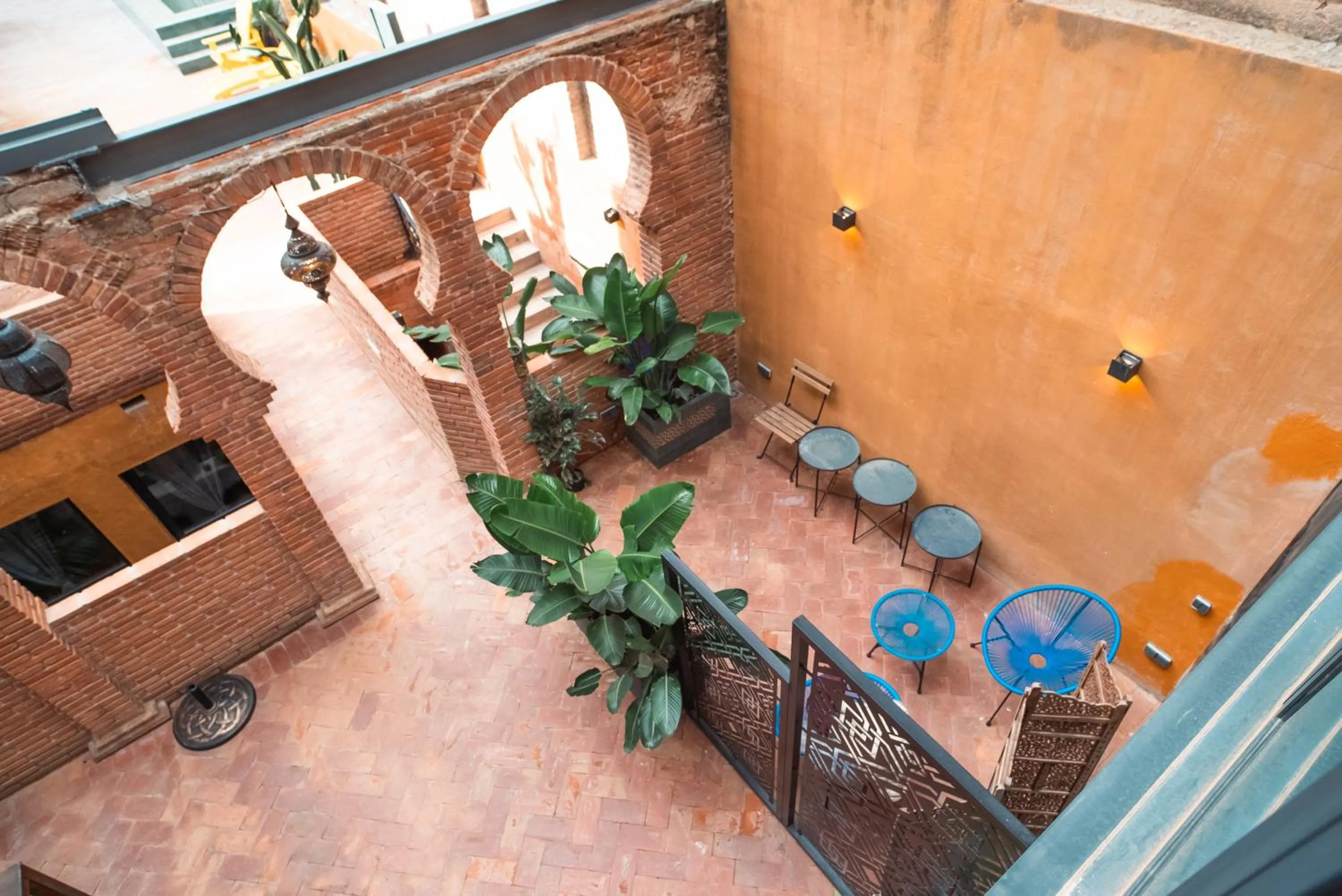 Patio in Hotel Lincoln Lounge