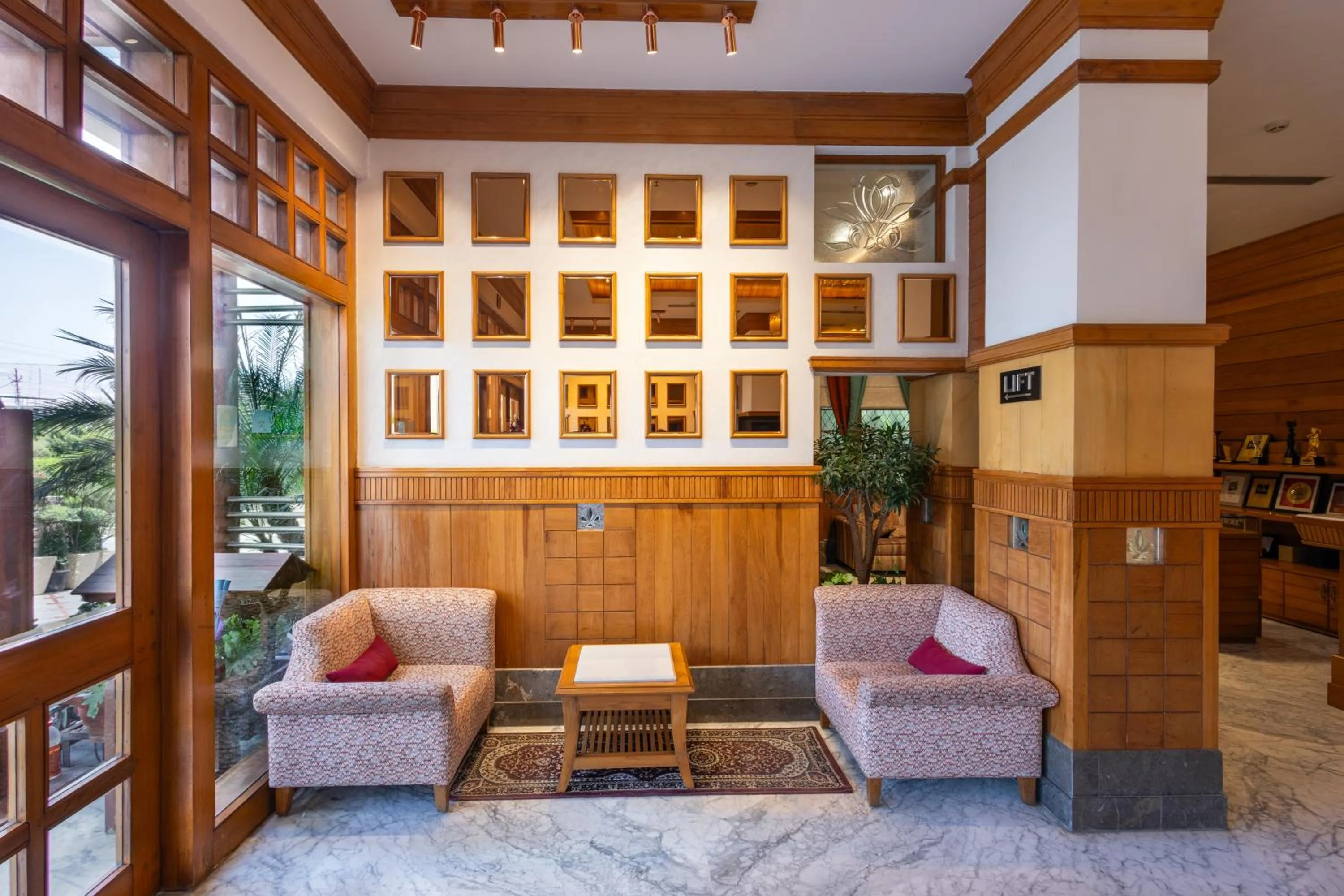 Lobby or reception in Hotel Saffron Leaf