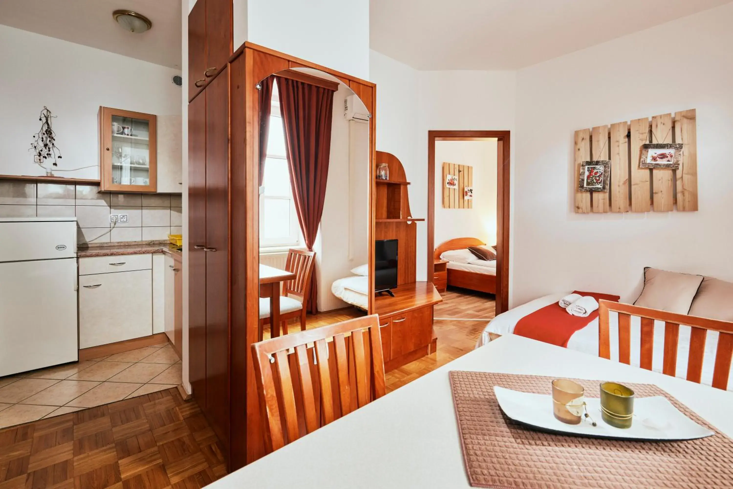 Standard Double Suite - single occupancy in Rooms & Restaurant Ostarija Standard Double Suite - single occupancy in Rooms & Restaurant Ostarija