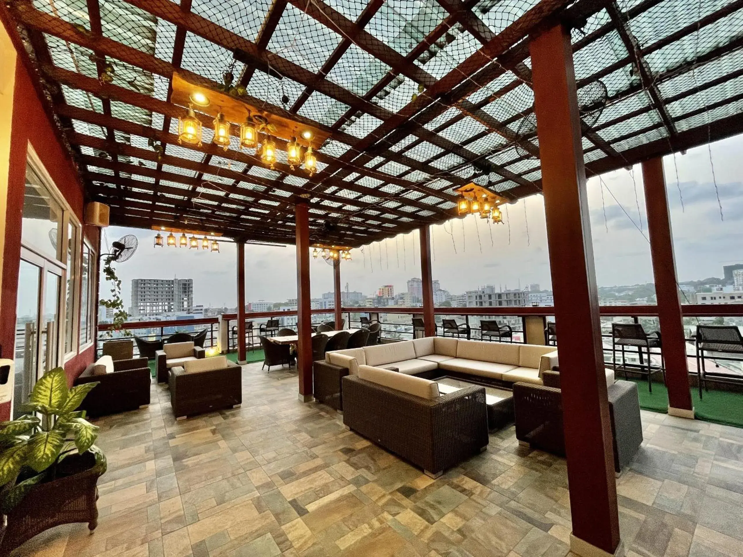 Restaurant/places to eat in San Marino Hotel Restaurant/places to eat in San Marino Hotel