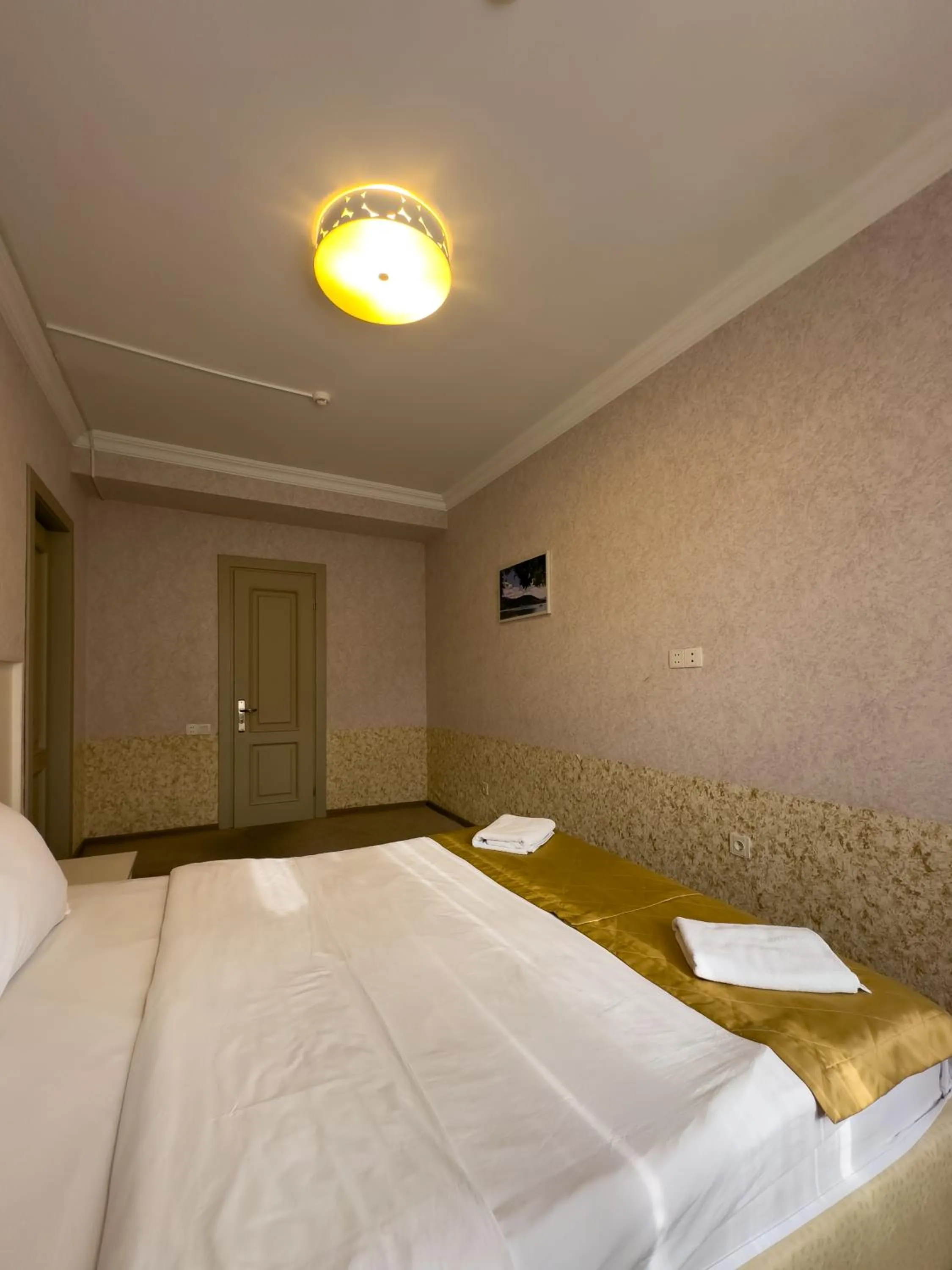 Bed in Gabala Yeddi Gozel Hotel