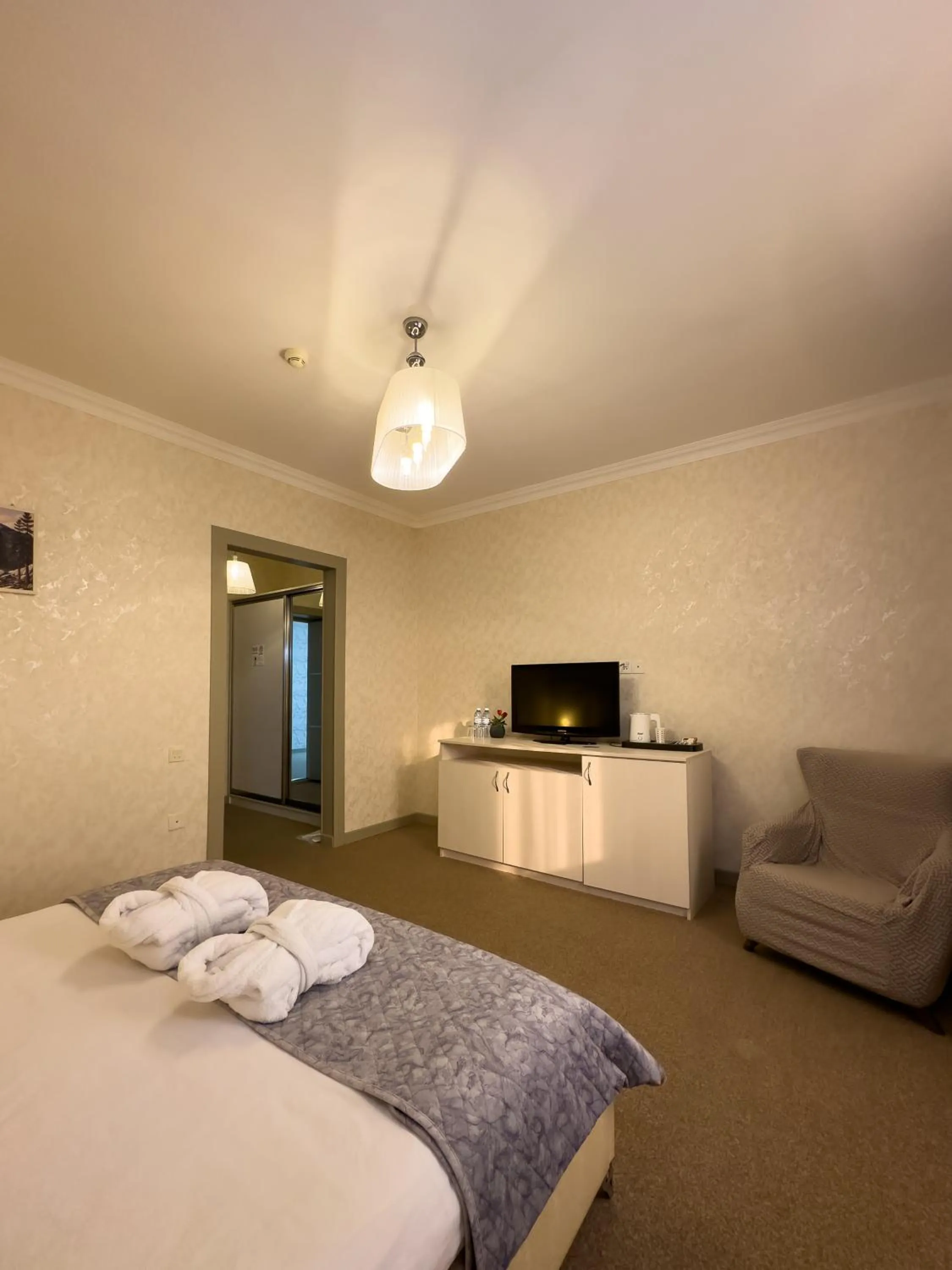 Bed in Gabala Yeddi Gozel Hotel