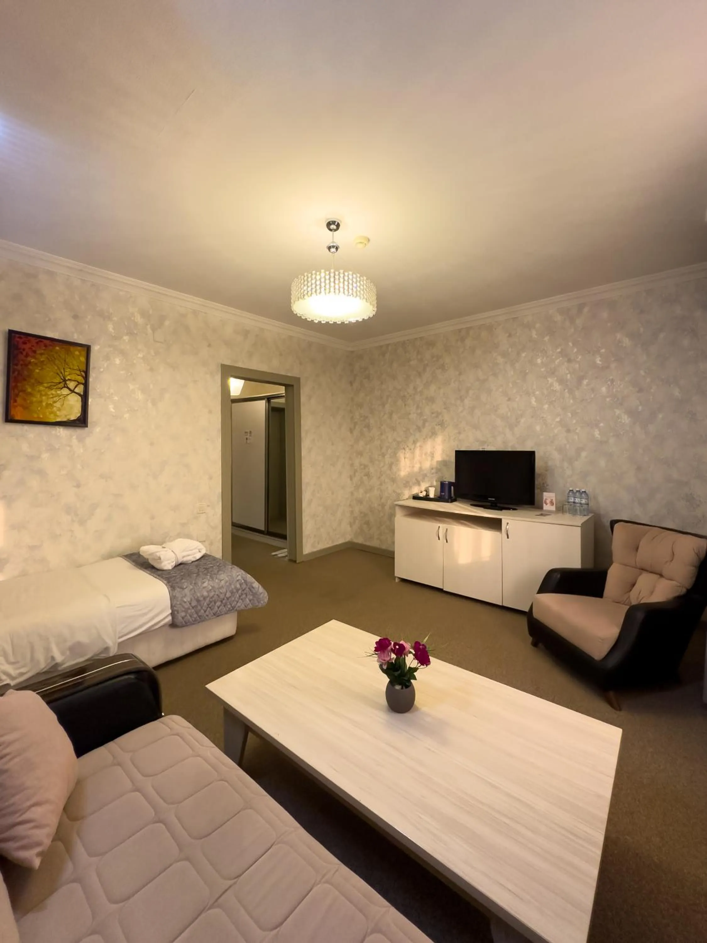 Bed in Gabala Yeddi Gozel Hotel