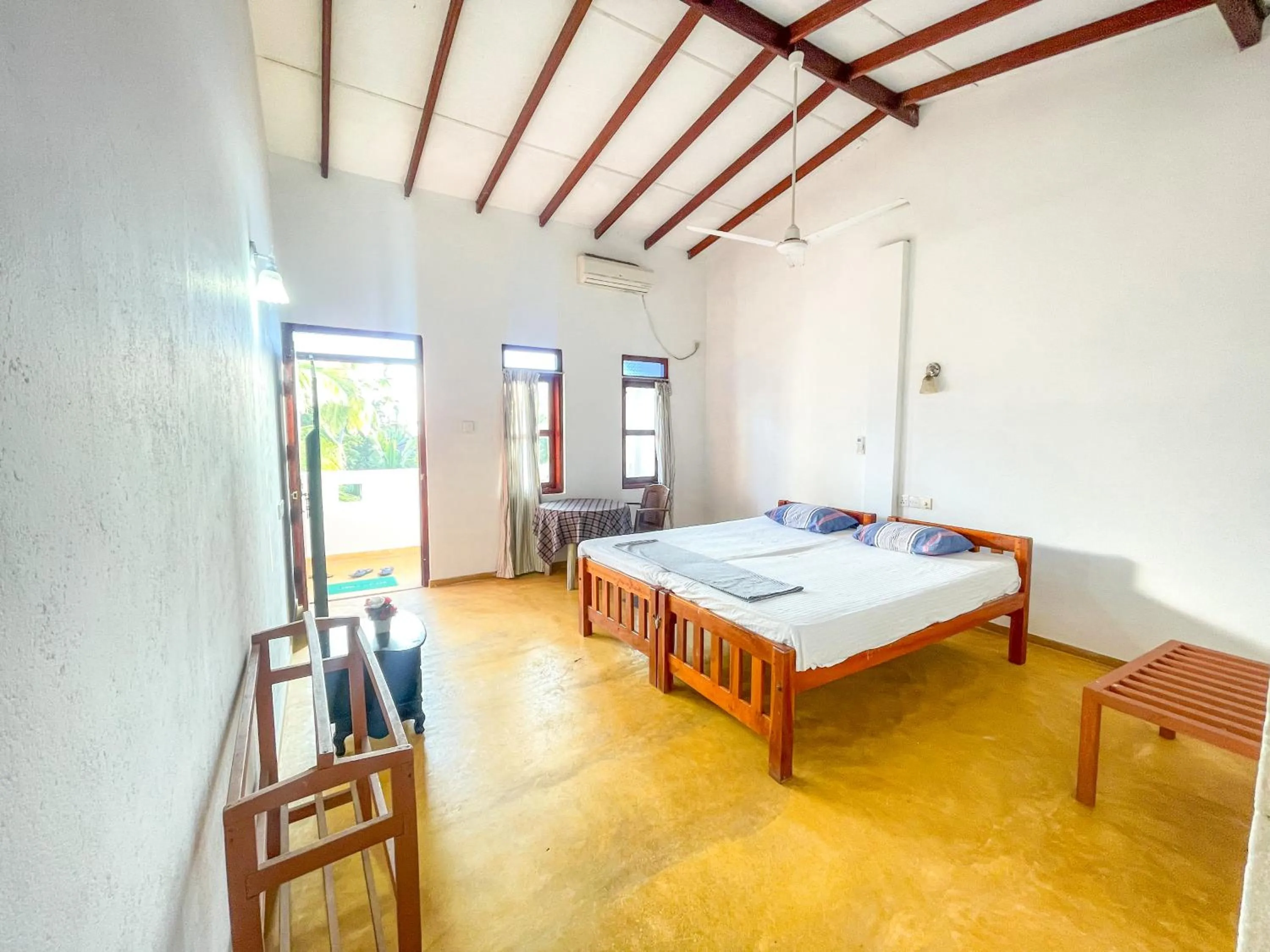 Bed in Summer lodge-Tangalle