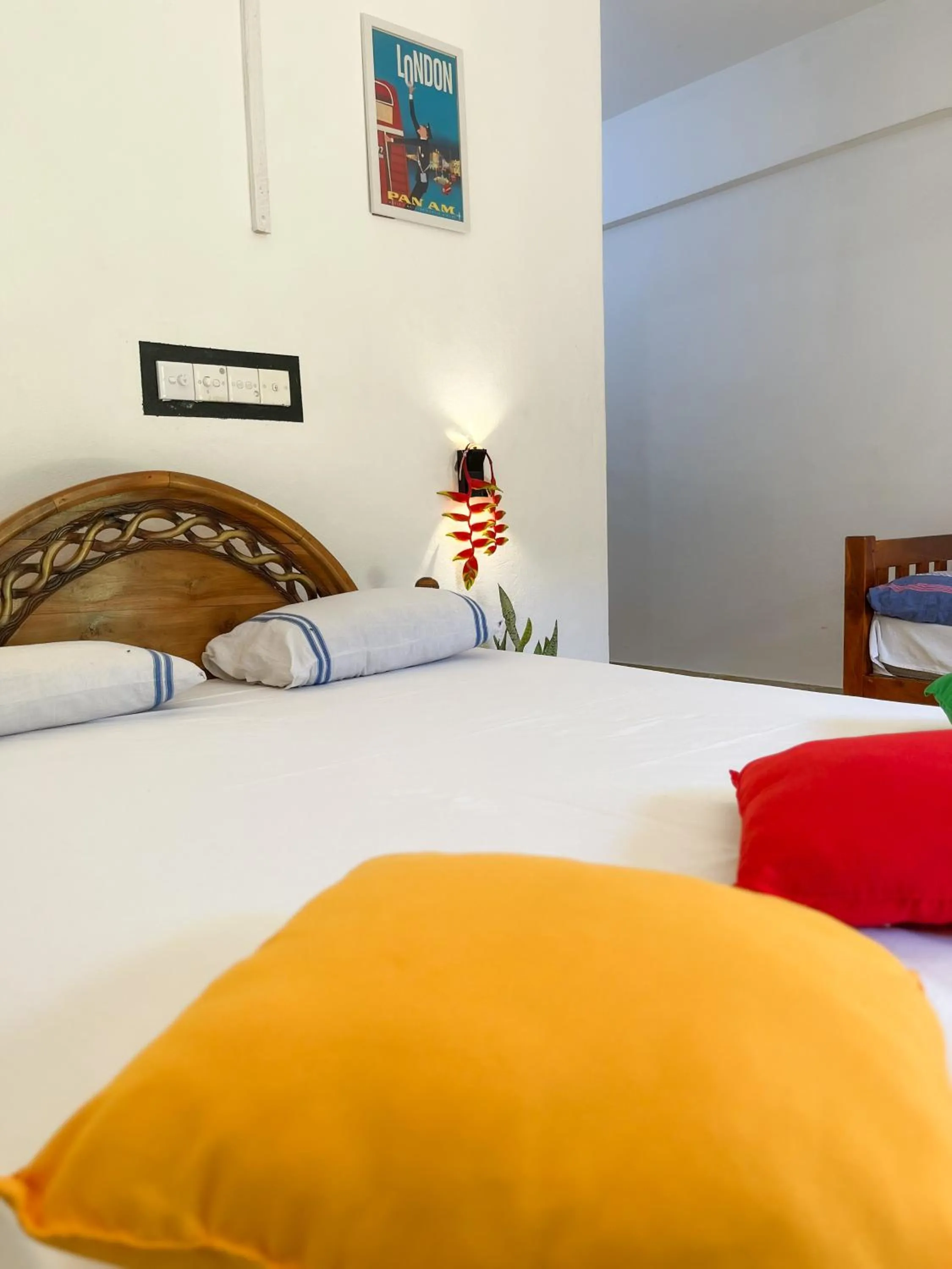 Photo of the whole room in Summer lodge-Tangalle