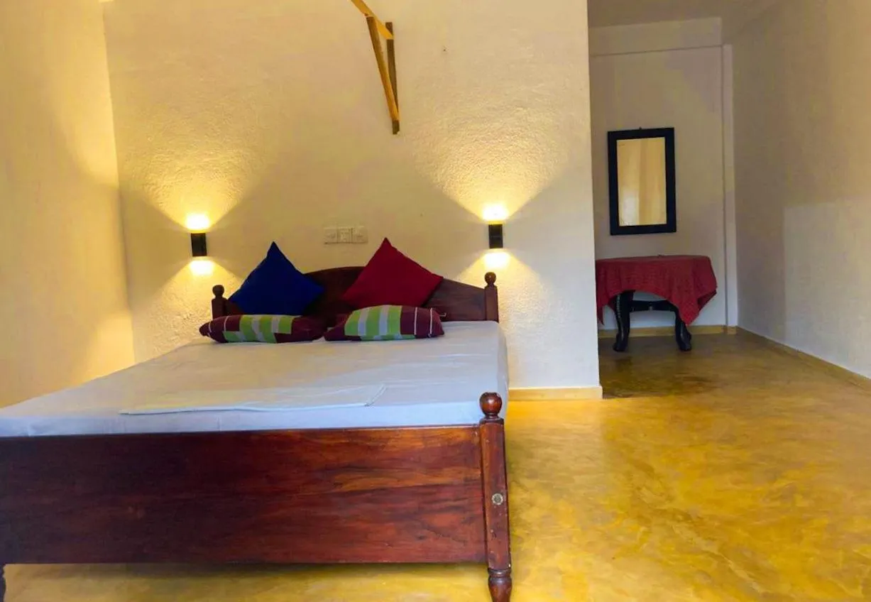 Bed in Summer lodge-Tangalle