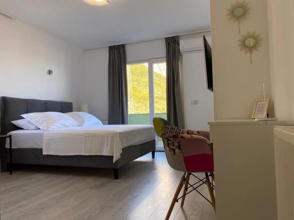 Bed in Villa Noura in Makarska, private pool,gym